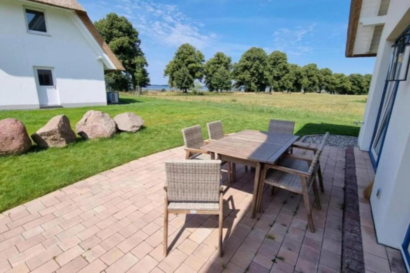 Wippezogel - Ferienhaus mit Sauna, Kamin und Meerblick