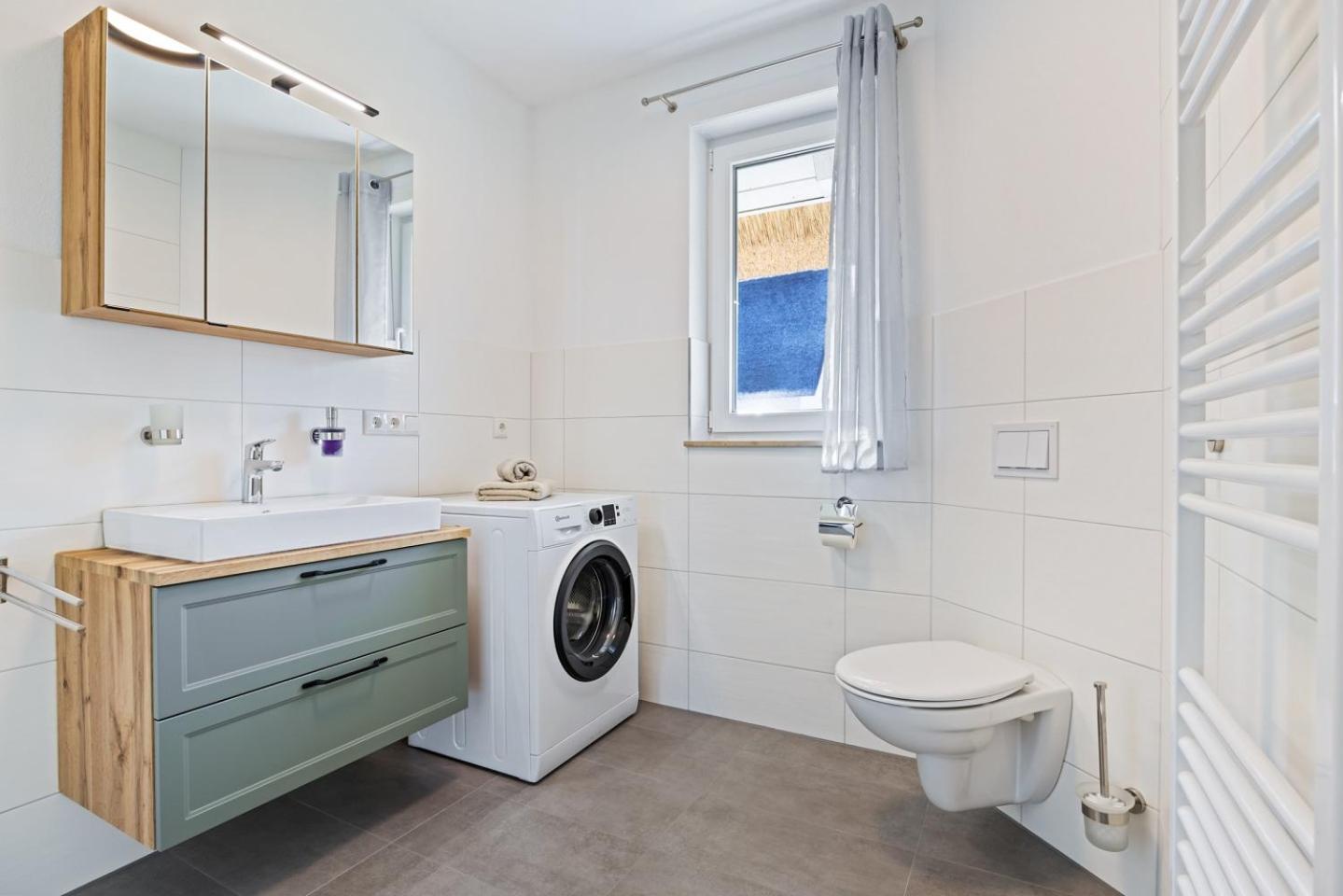 Haffbrise - Ferienhaus mit Kamin und Sauna für 6 Personen