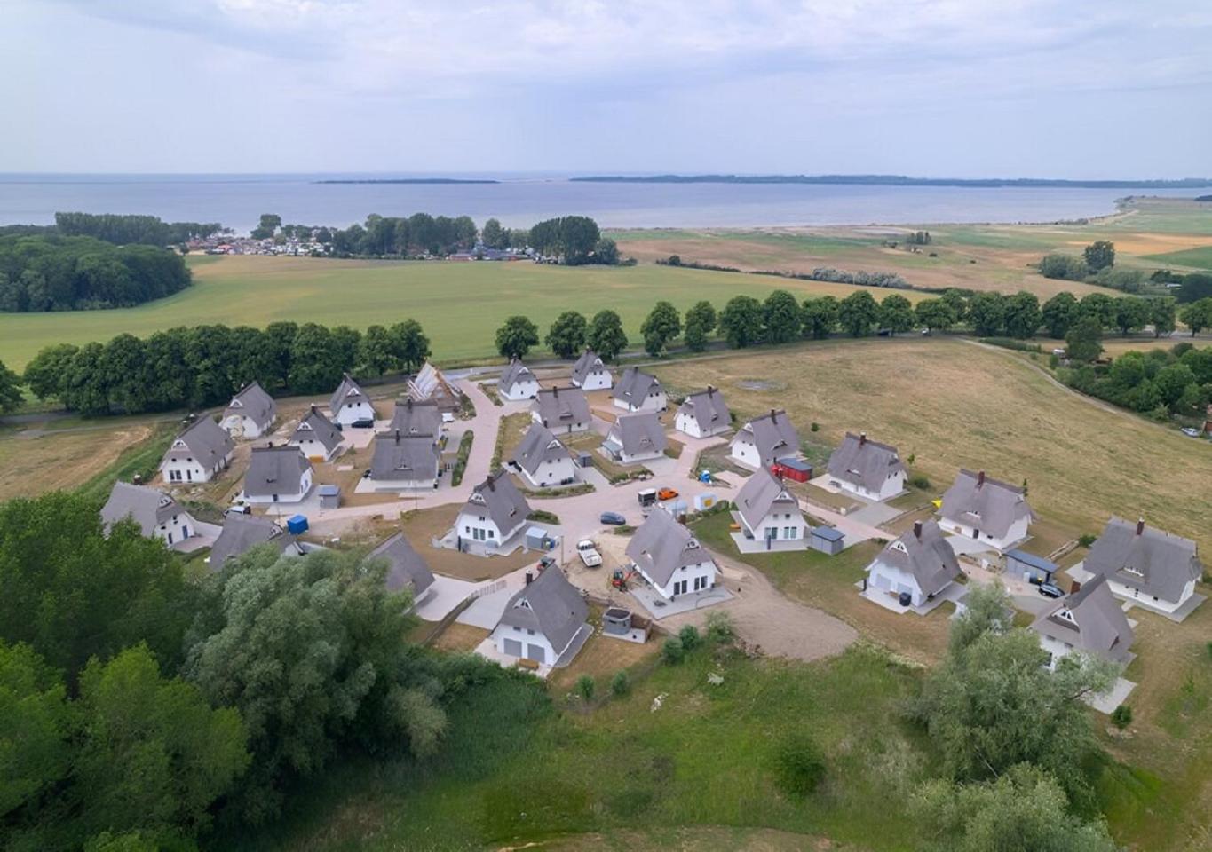 Villa Haffblick - Ferienhaus mit Kamin, Sauna und Meerblick