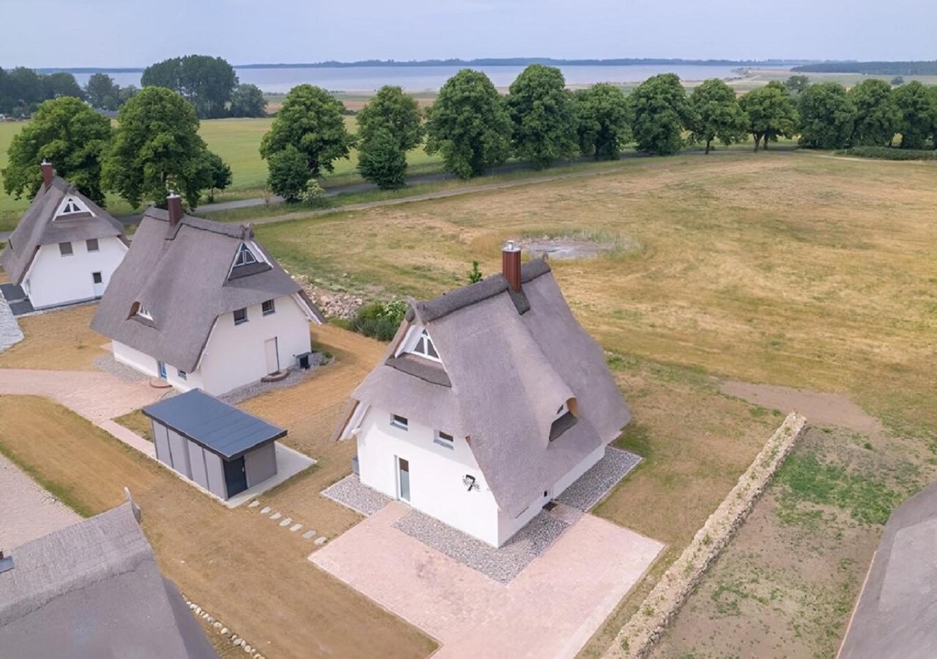 Villa Haffblick - Ferienhaus mit Kamin, Sauna und Meerblick