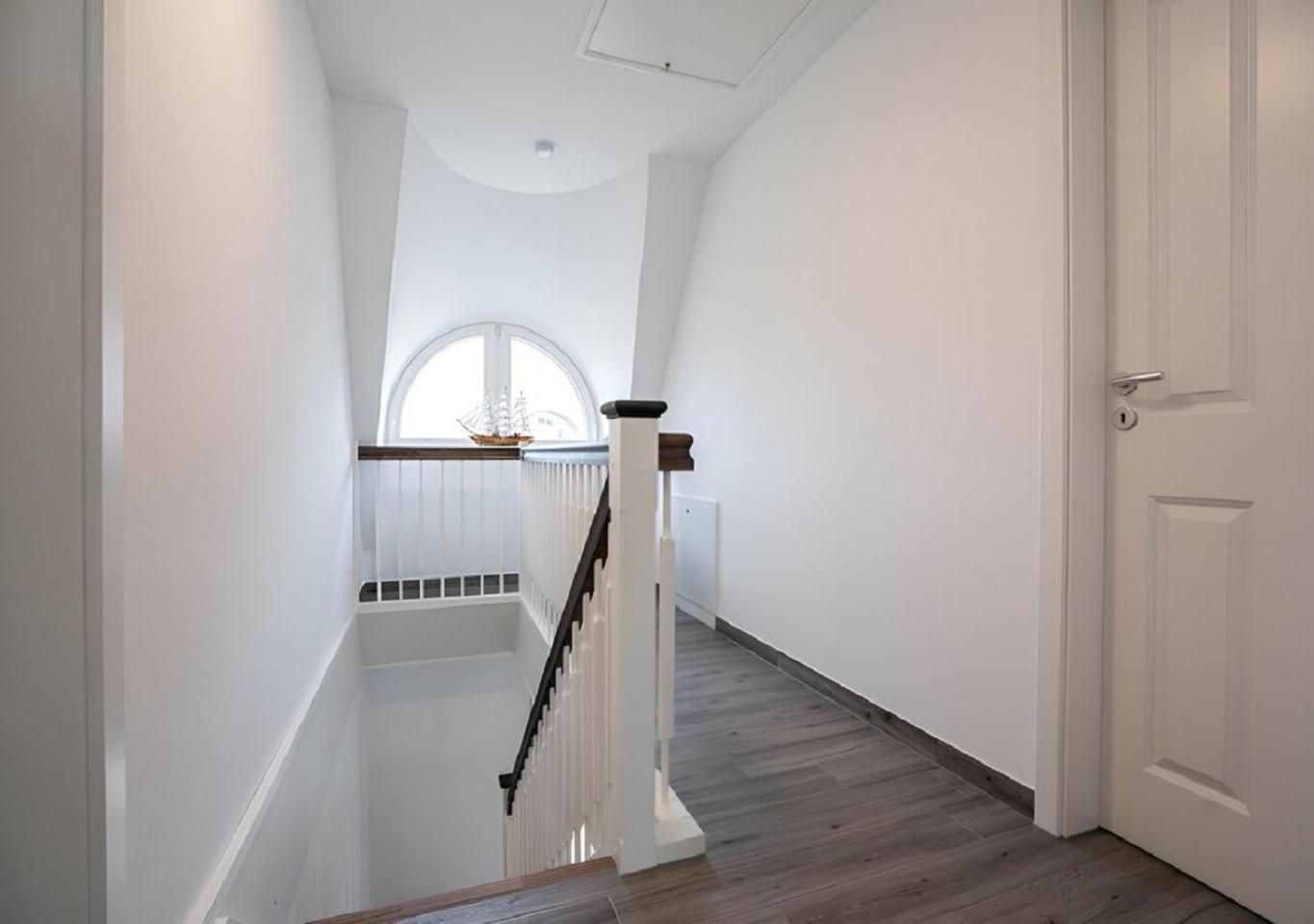 Villa Haffblick - Ferienhaus mit Kamin, Sauna und Meerblick