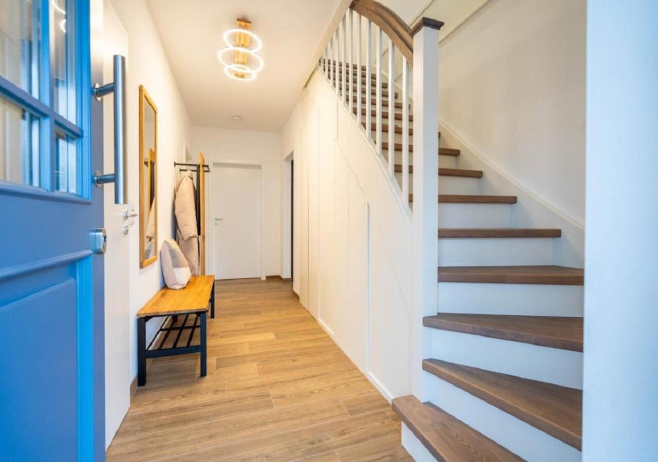 Reetsnacker - Ferienhaus mit Kamin, Sauna und Whirpool für 8 Personen