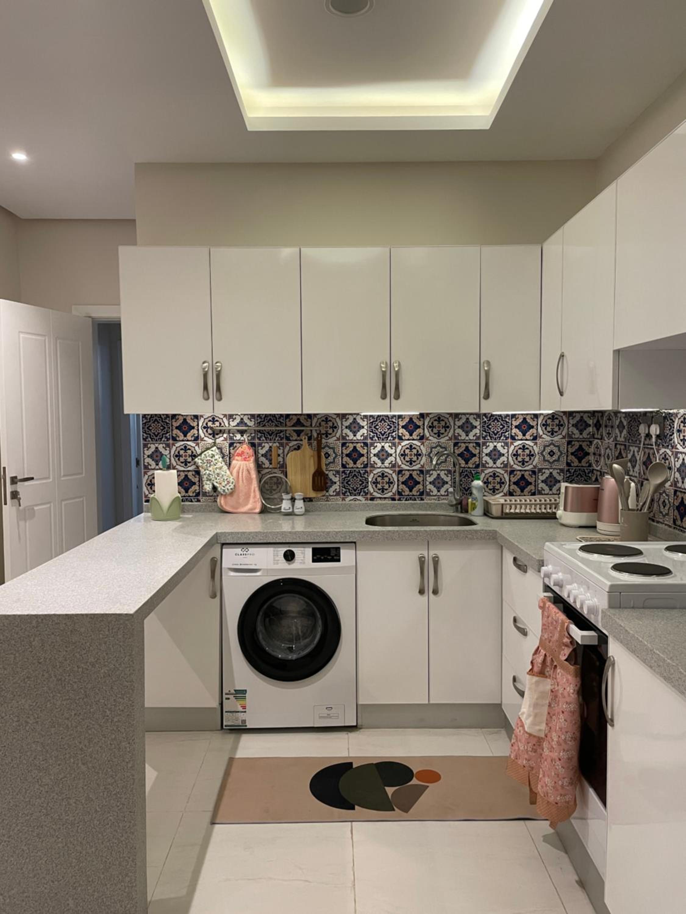 Luxury Apartment Self Check In view 3