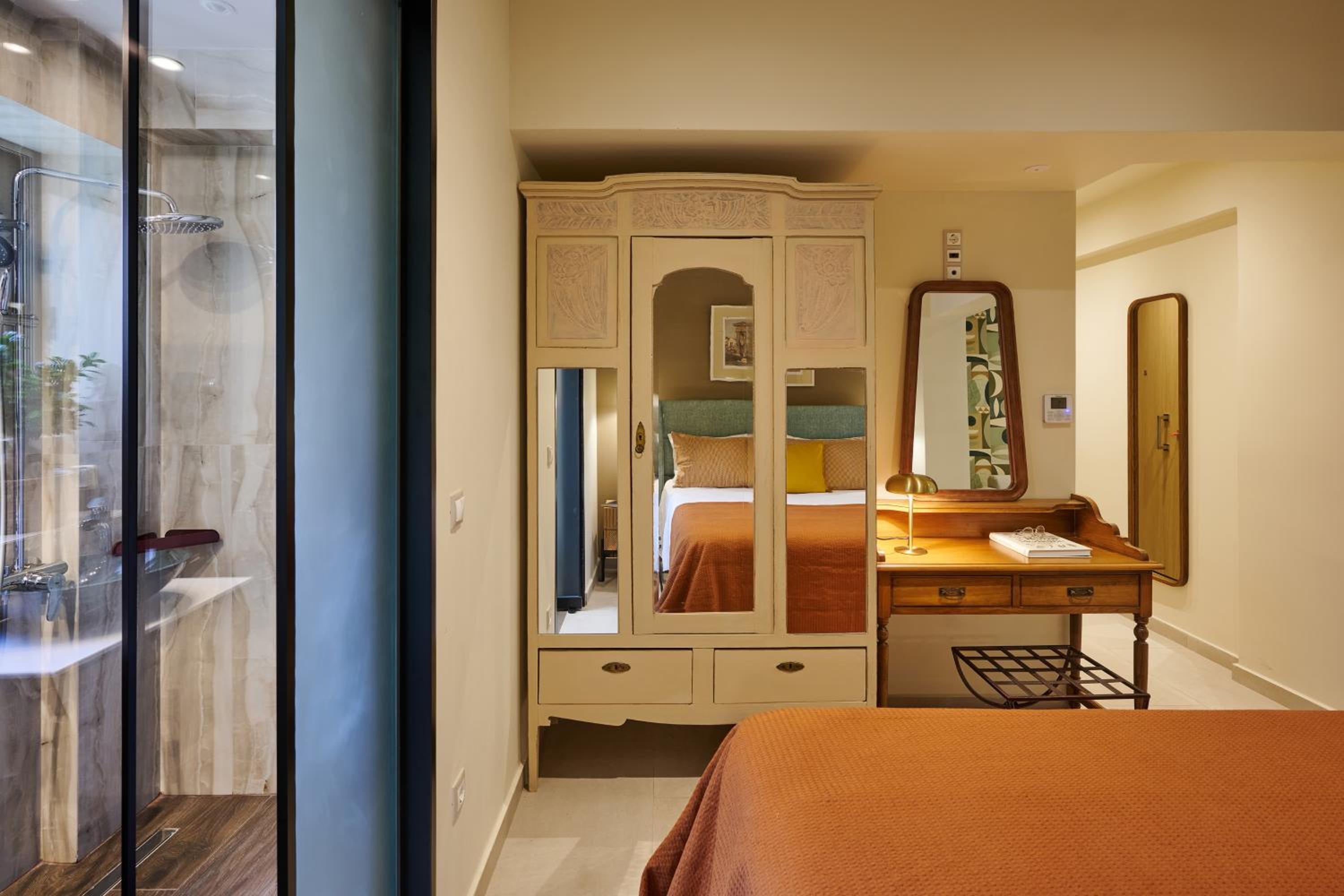 Rastoni Acropolis Uniquely Located Stylish Apartments