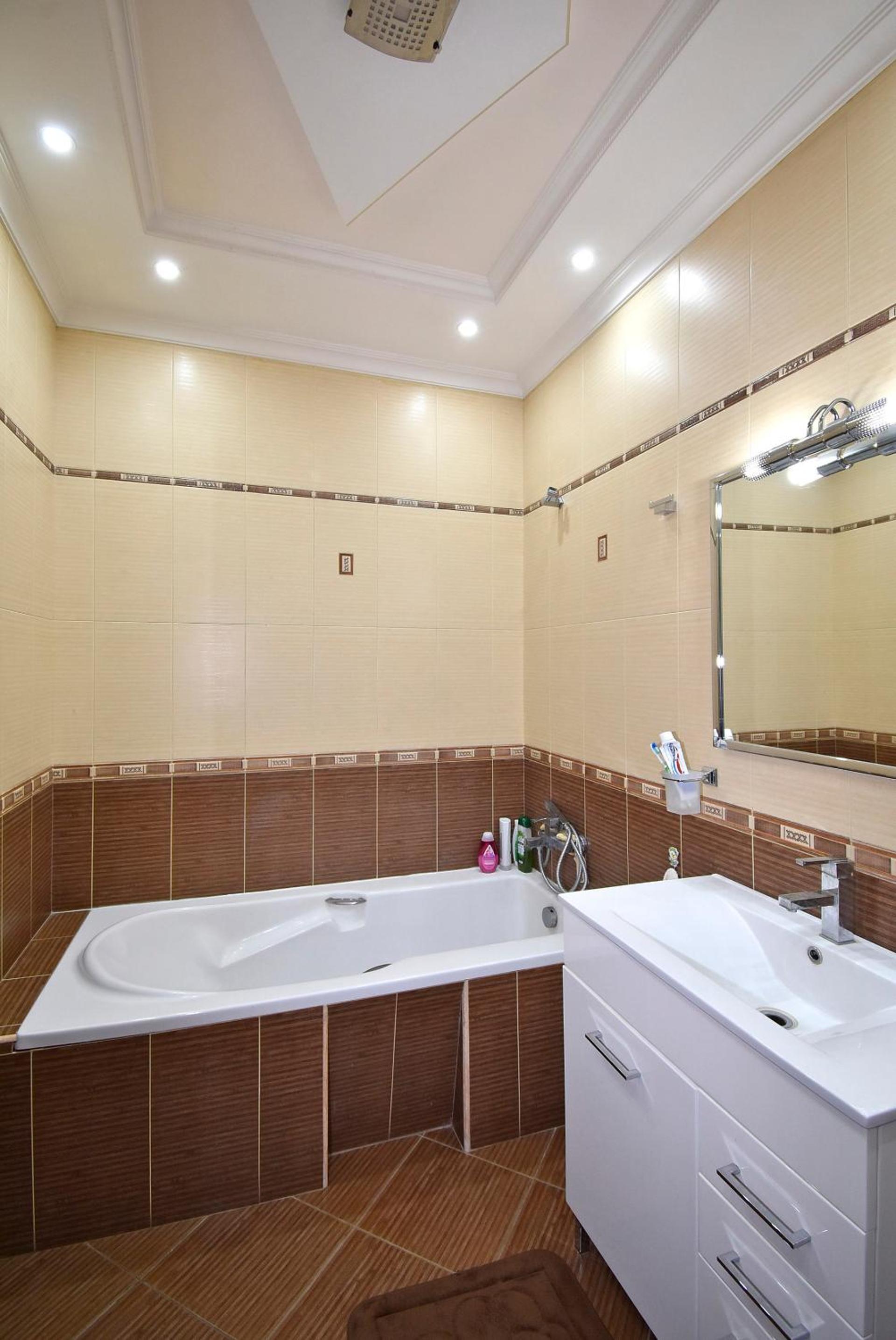 Abovyan street, 2 bedrooms Spacious and Luxury apartment AB917