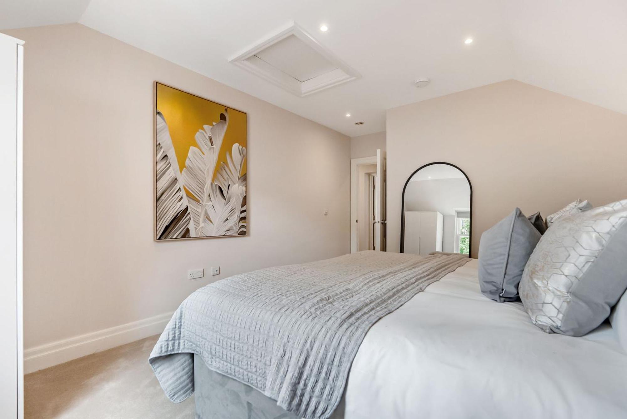 Tailored Stays - Central Cambridge, Warkworth Lodge