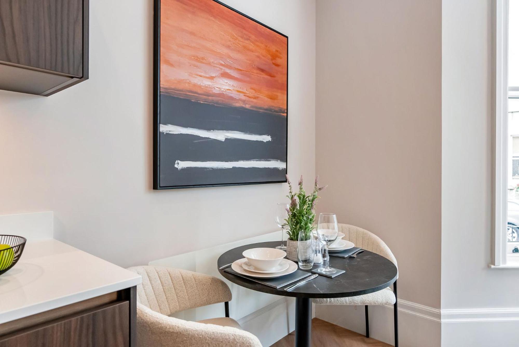 Tailored Stays - Central Cambridge, Warkworth Lodge