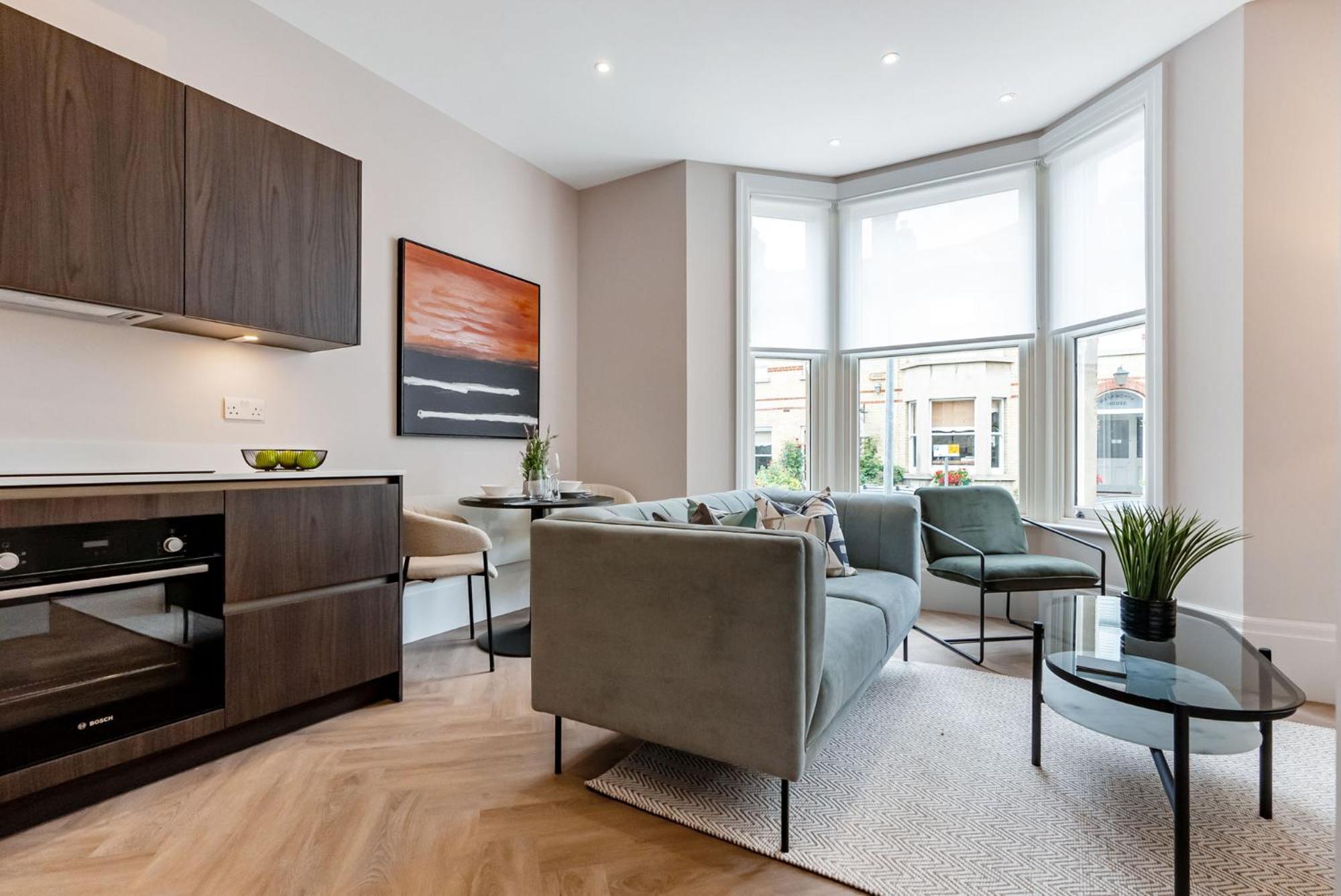 Tailored Stays - Central Cambridge, Warkworth Lodge