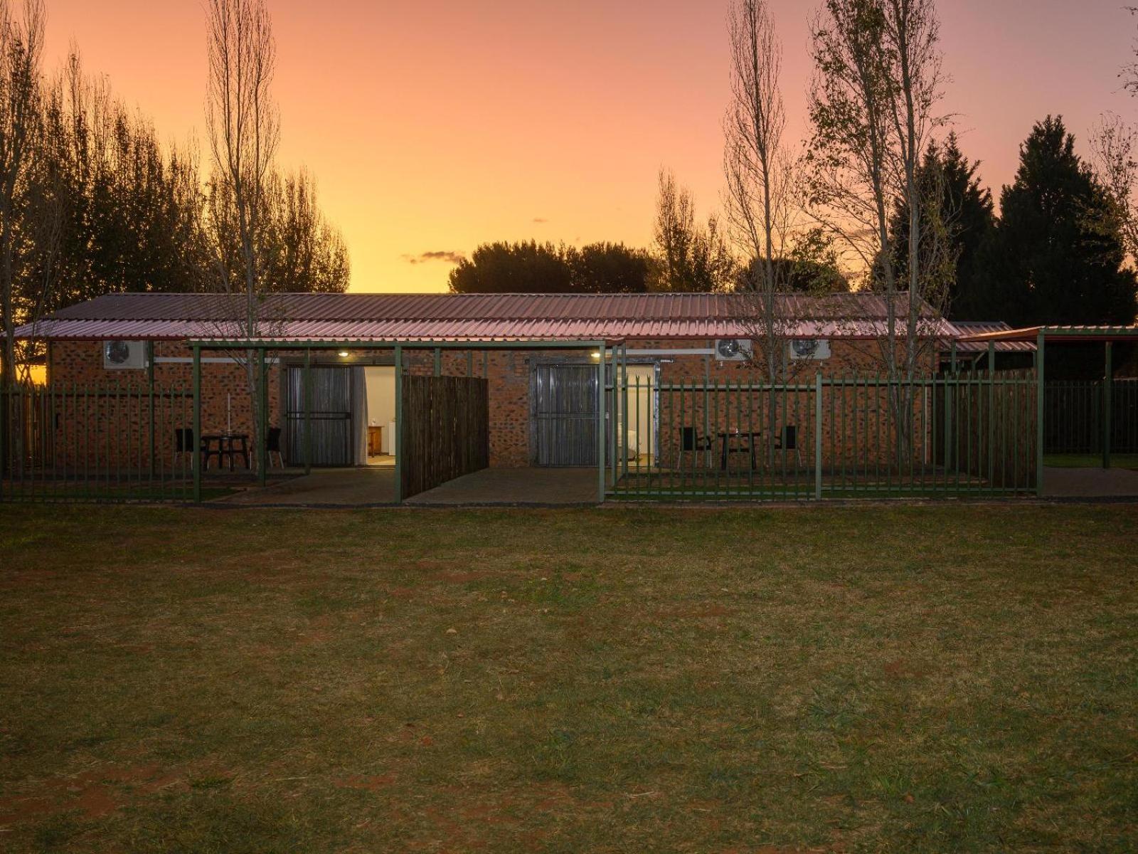 In die Veld Guest Rooms view 2