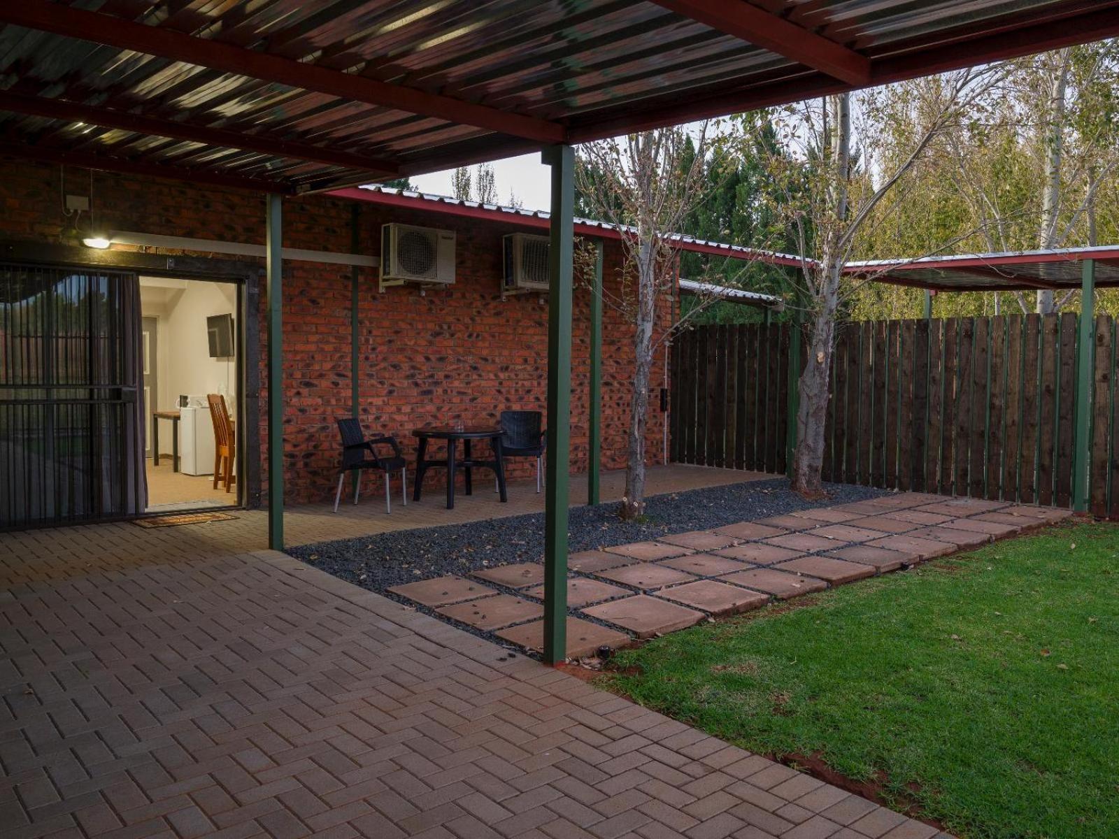 In die Veld Guest Rooms view 5
