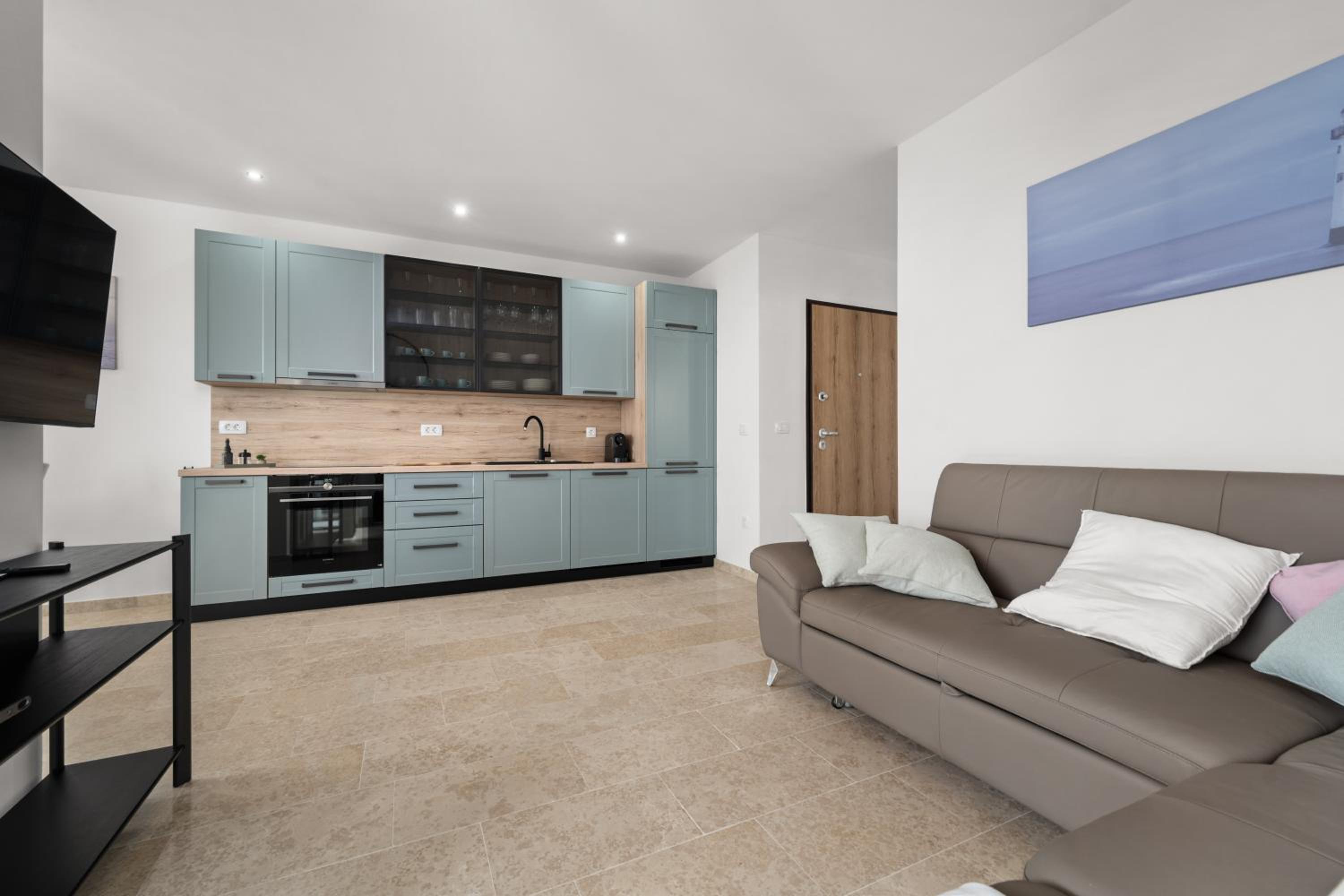 Zeba Drenje Apartments view 4