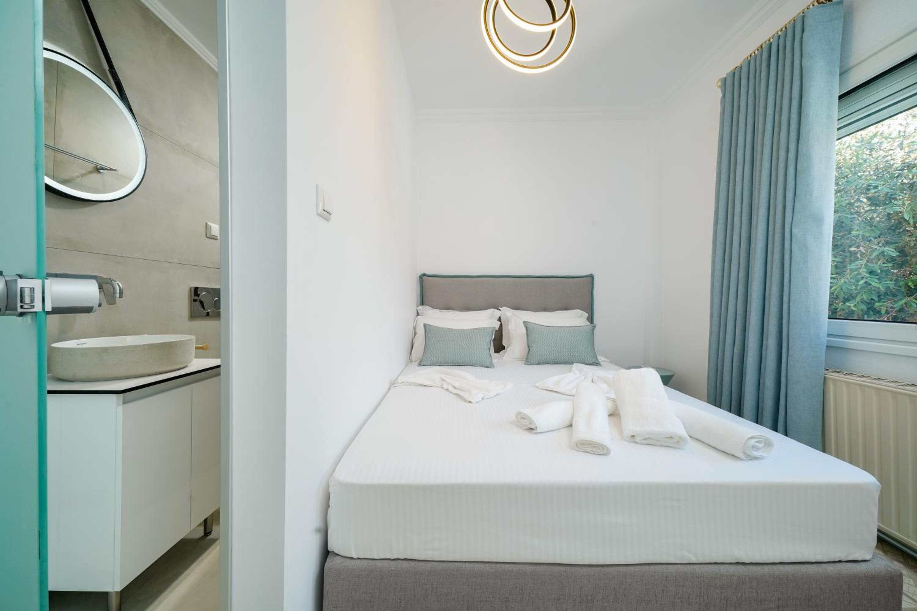Mythodea Home Apartments