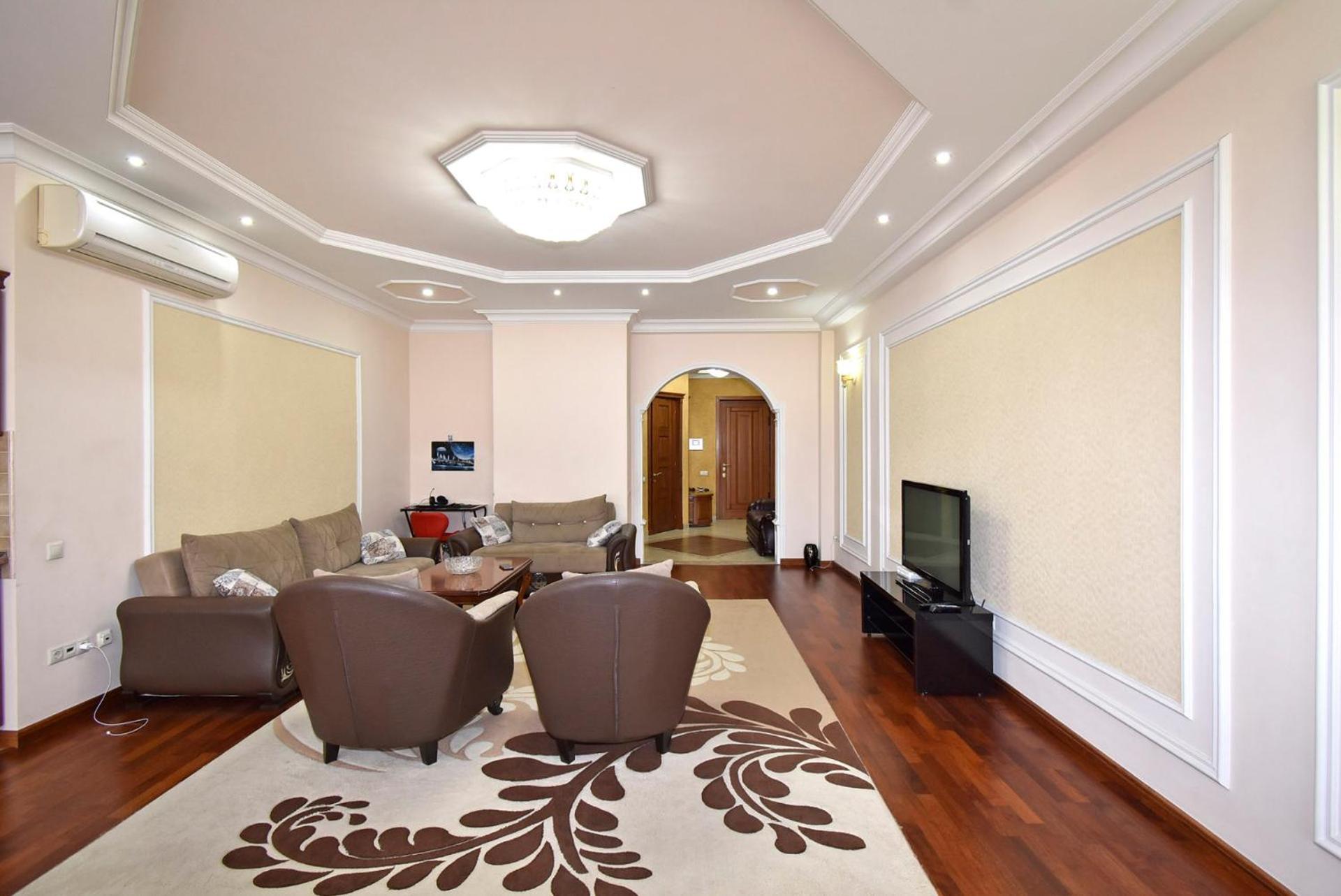 Abovyan street, 2 bedrooms Spacious and Luxury apartment AB917