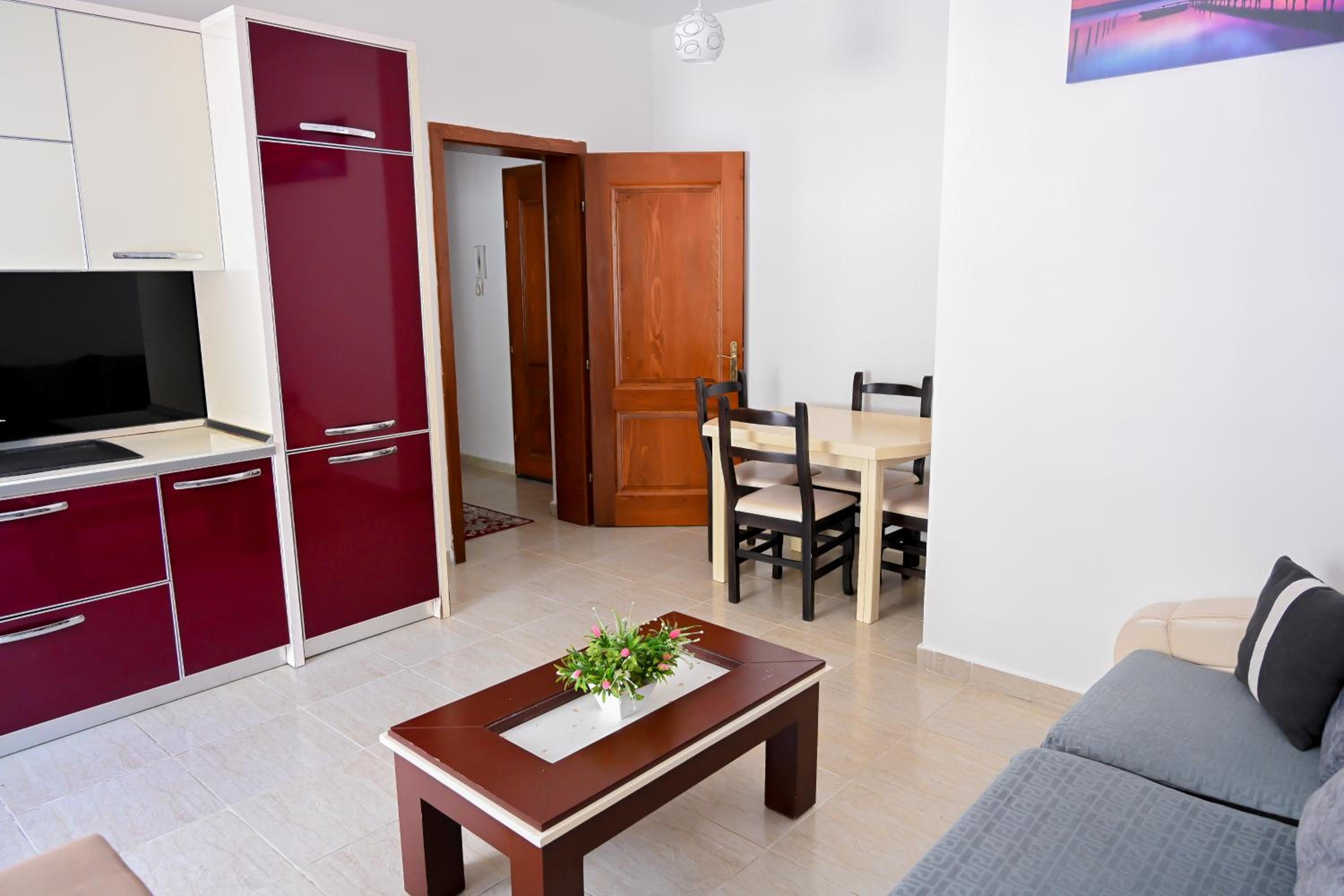 Shengjin Holidays Apartments