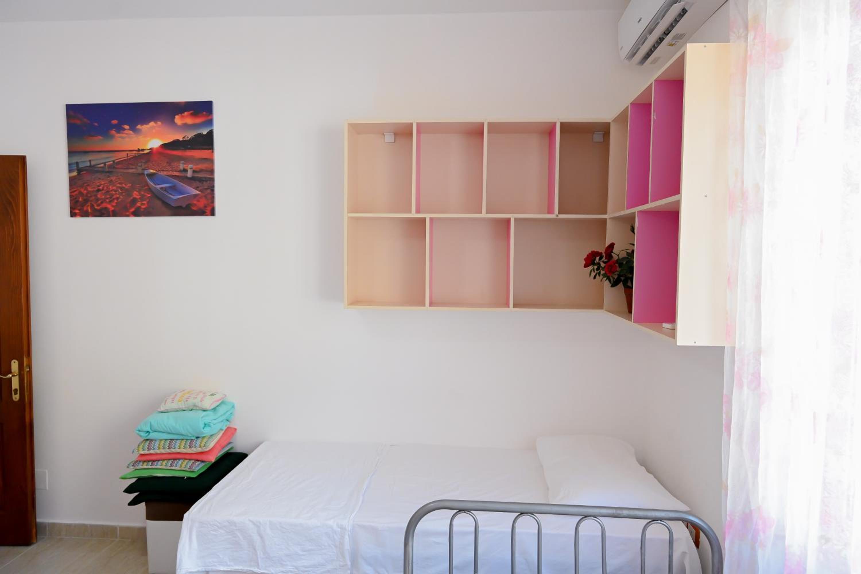 Shengjin Holidays Apartments