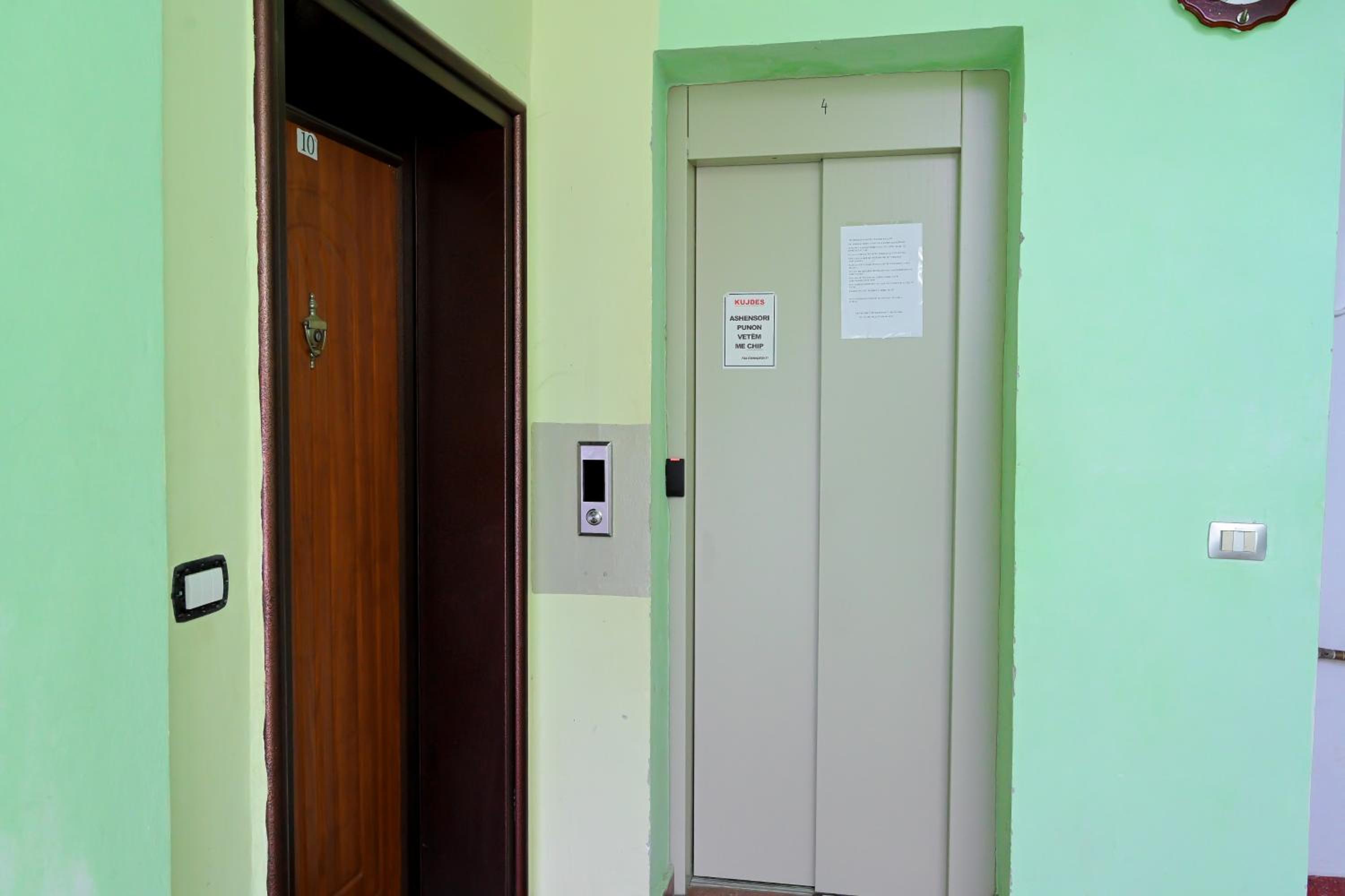 Shengjin Holidays Apartments