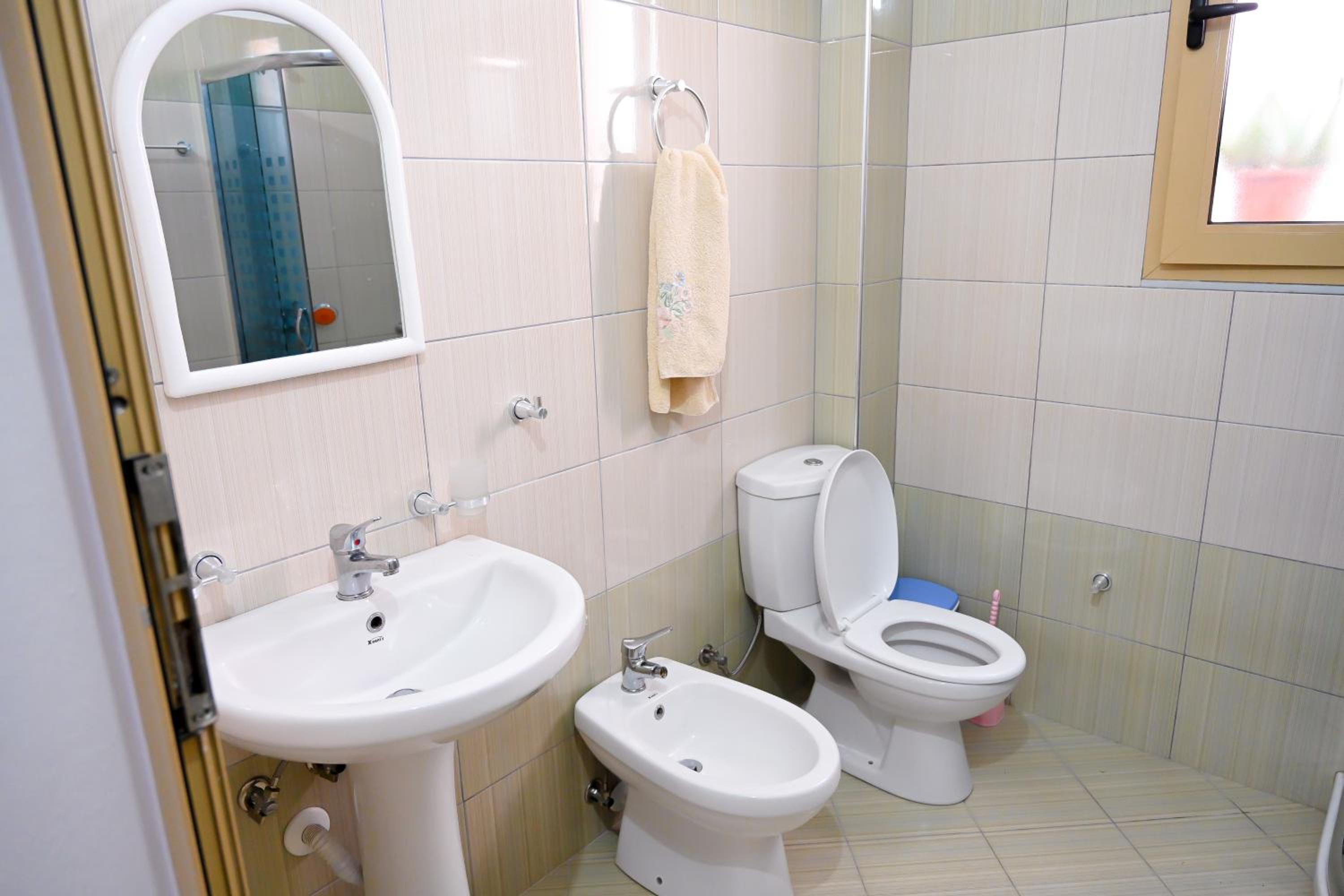 Shengjin Holidays Apartments