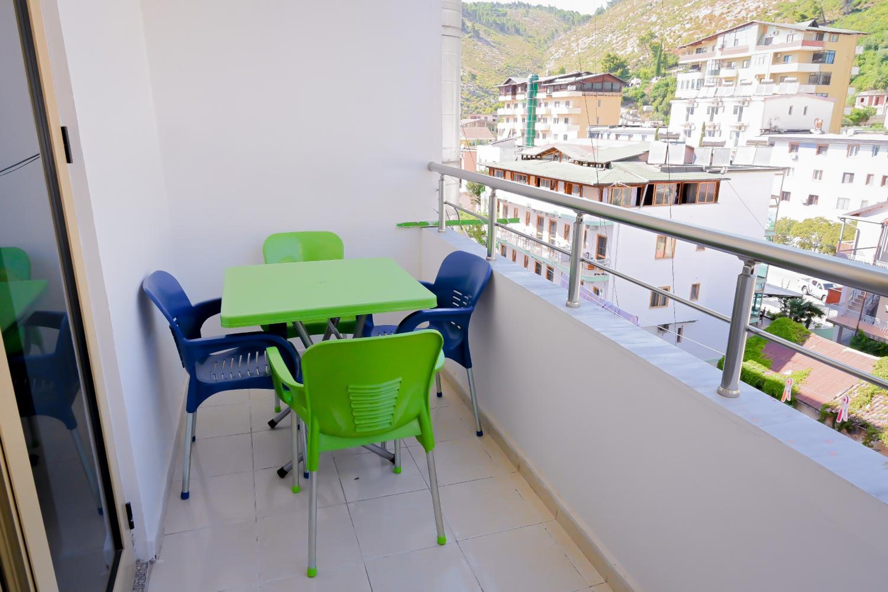Shengjin Holidays Apartments