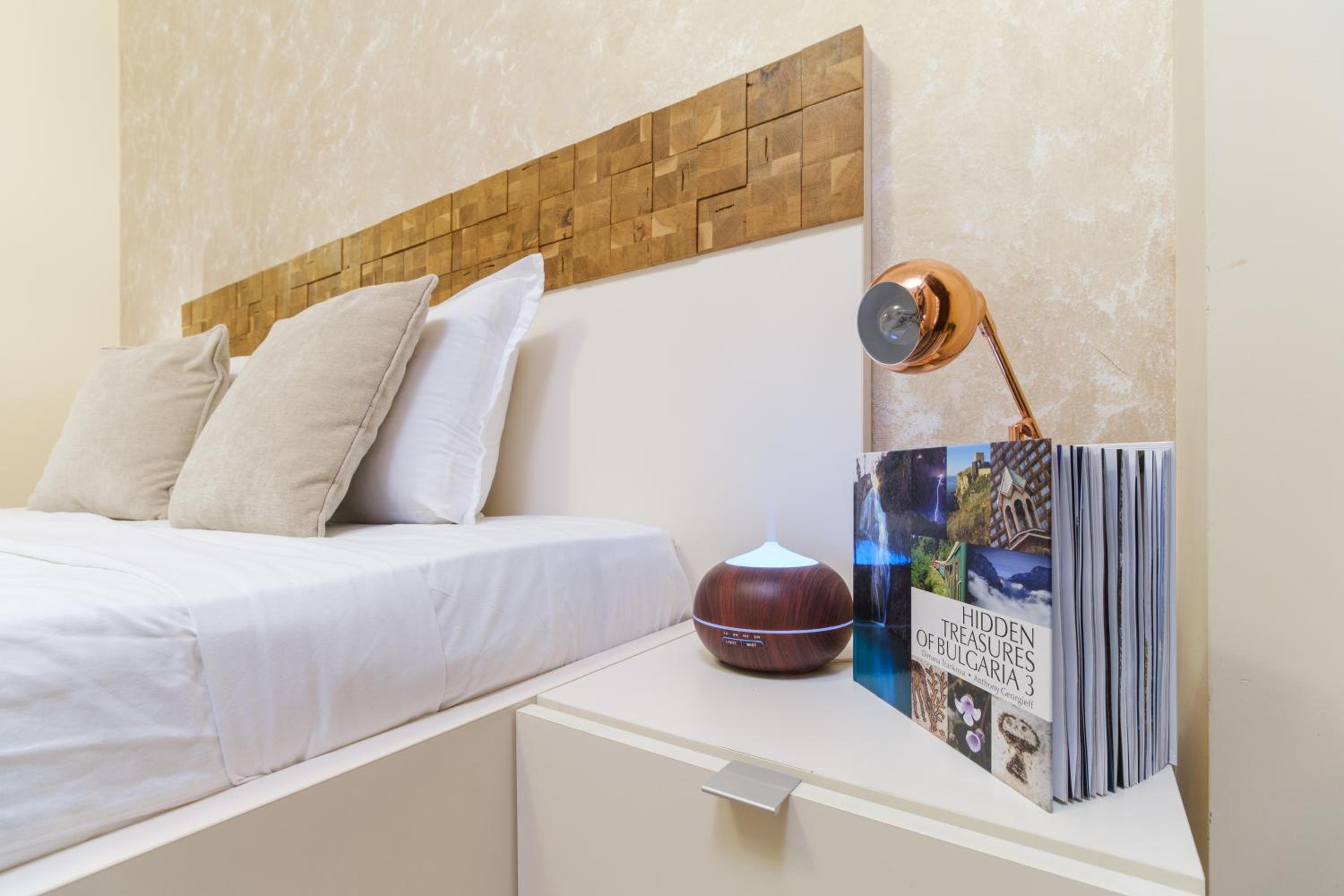 Serene Luxury Retreat Near Kapana
