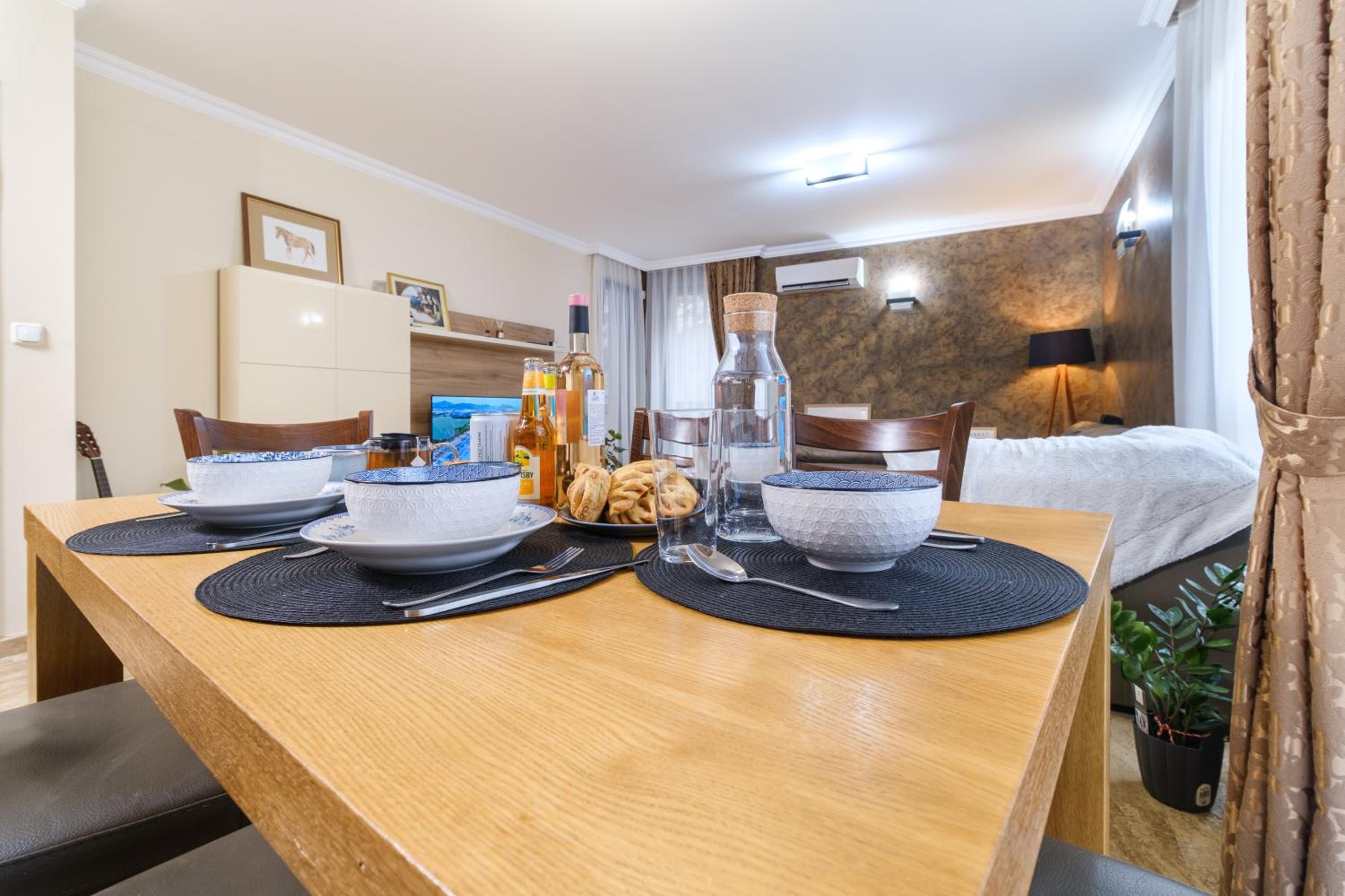 Serene Luxury Retreat Near Kapana