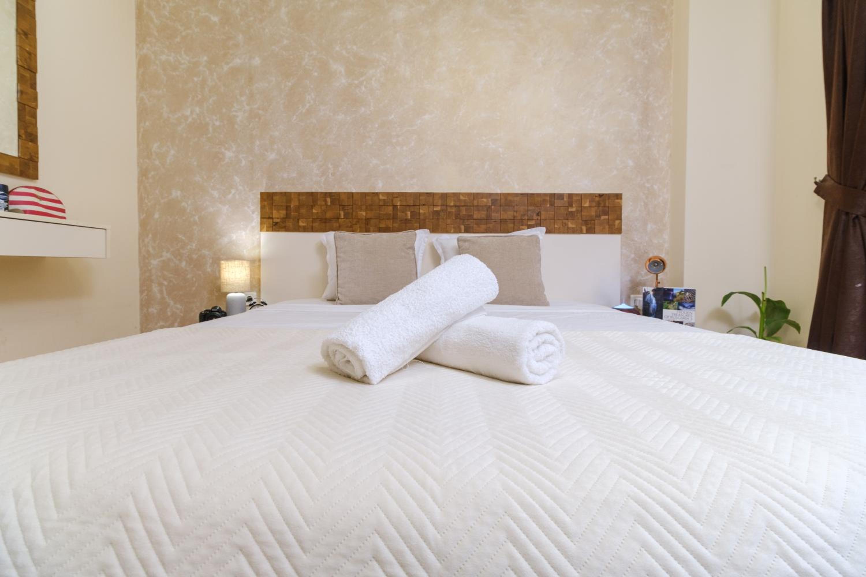 Serene Luxury Retreat Near Kapana