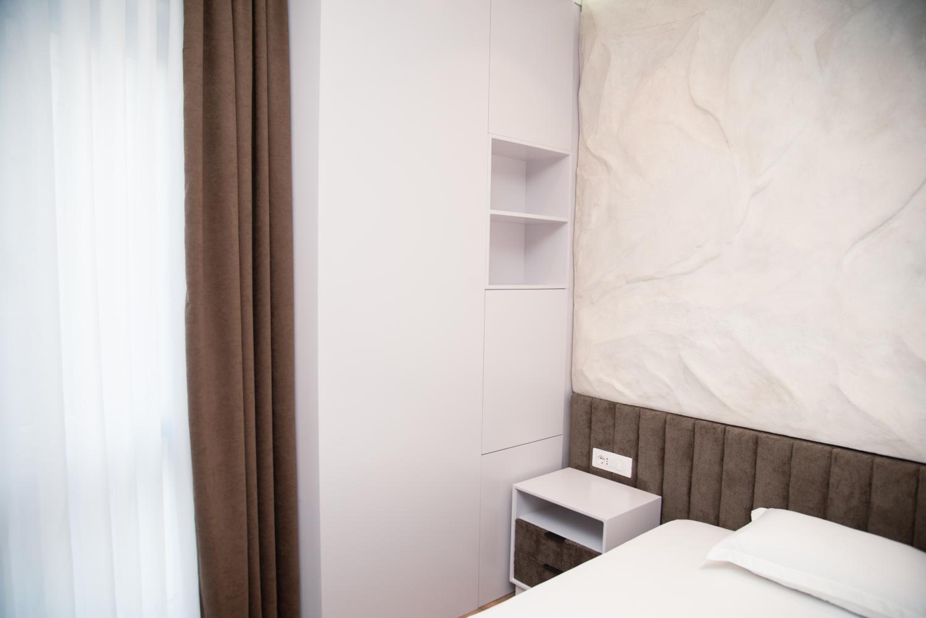 Tani Apartment