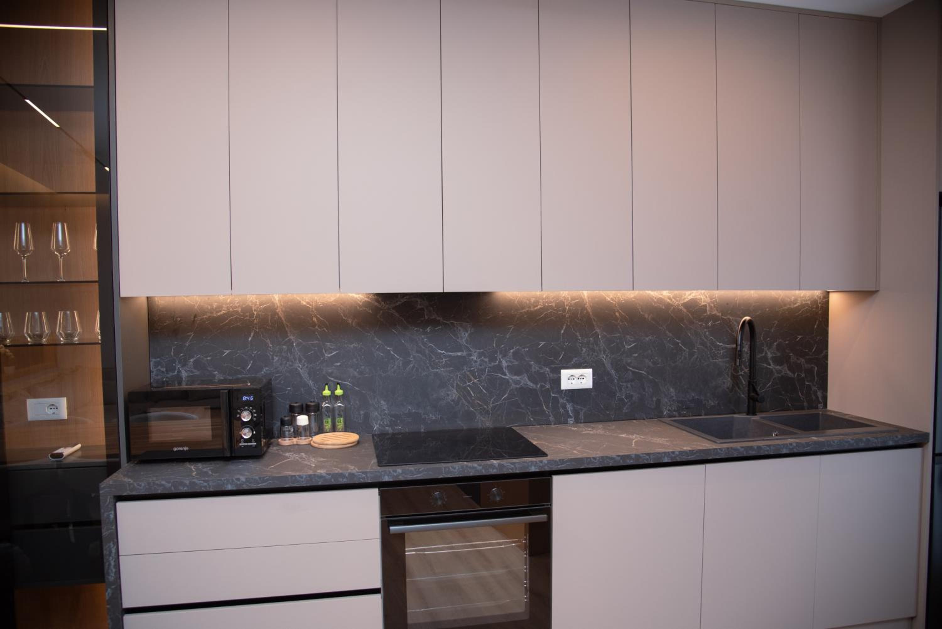 Tani Apartment