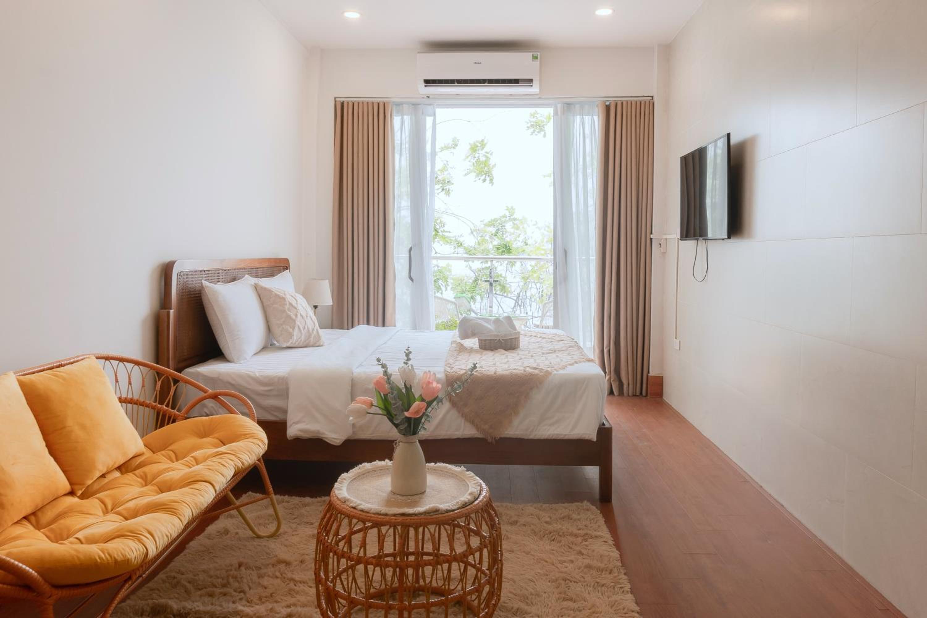 Hà Thành Stay - Westlake Apartment