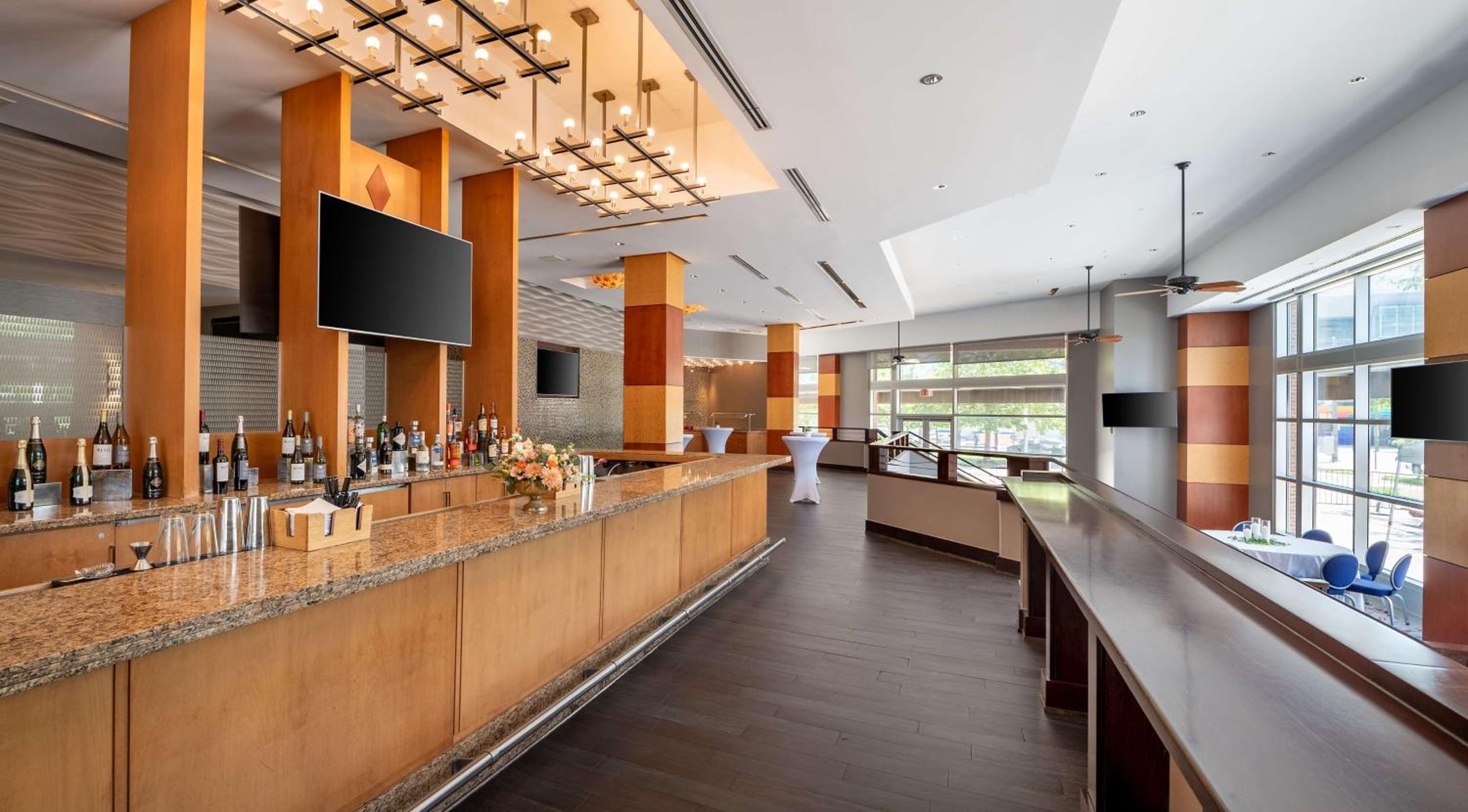 Hilton Baltimore Inner Harbor - Property Image 24