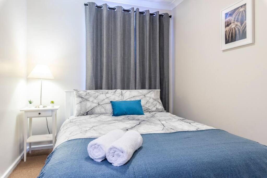 Charming Getaway Steps from Attractions & Amenities