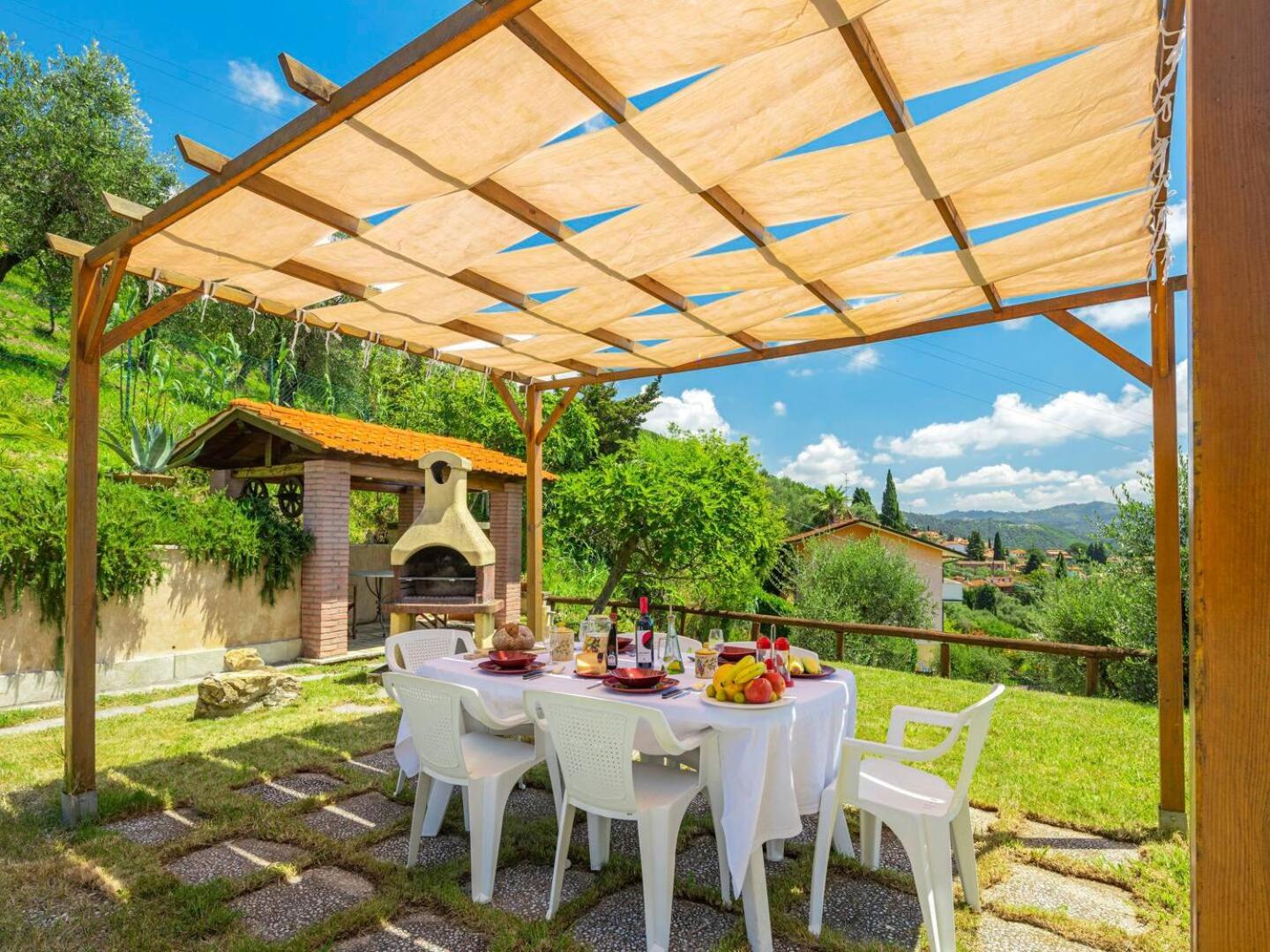 Villa Lo Zilloro by Nicola Real Estate