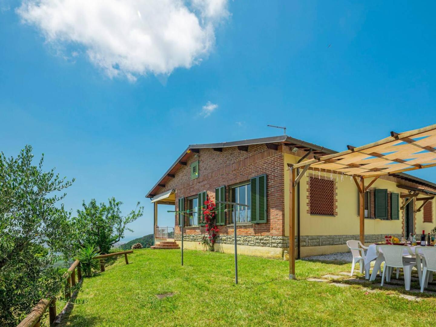 Villa Lo Zilloro by Nicola Real Estate