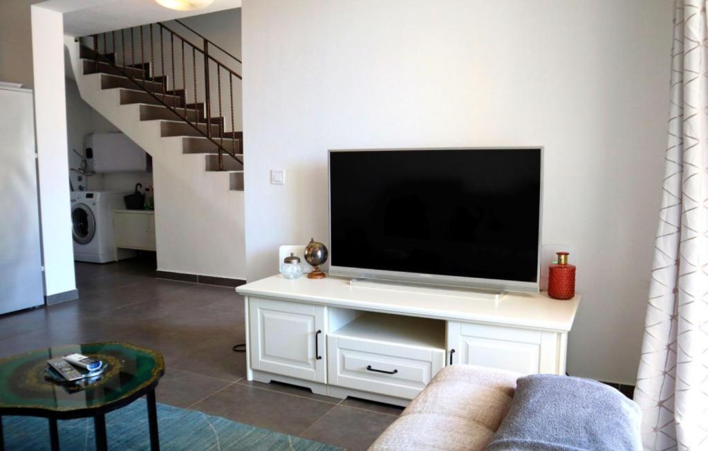 Beautiful Villa Piccolo Paradiso in Novigrad