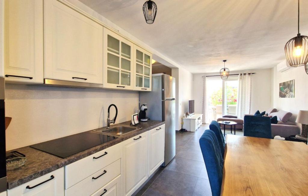 Beautiful Villa Piccolo Paradiso in Novigrad