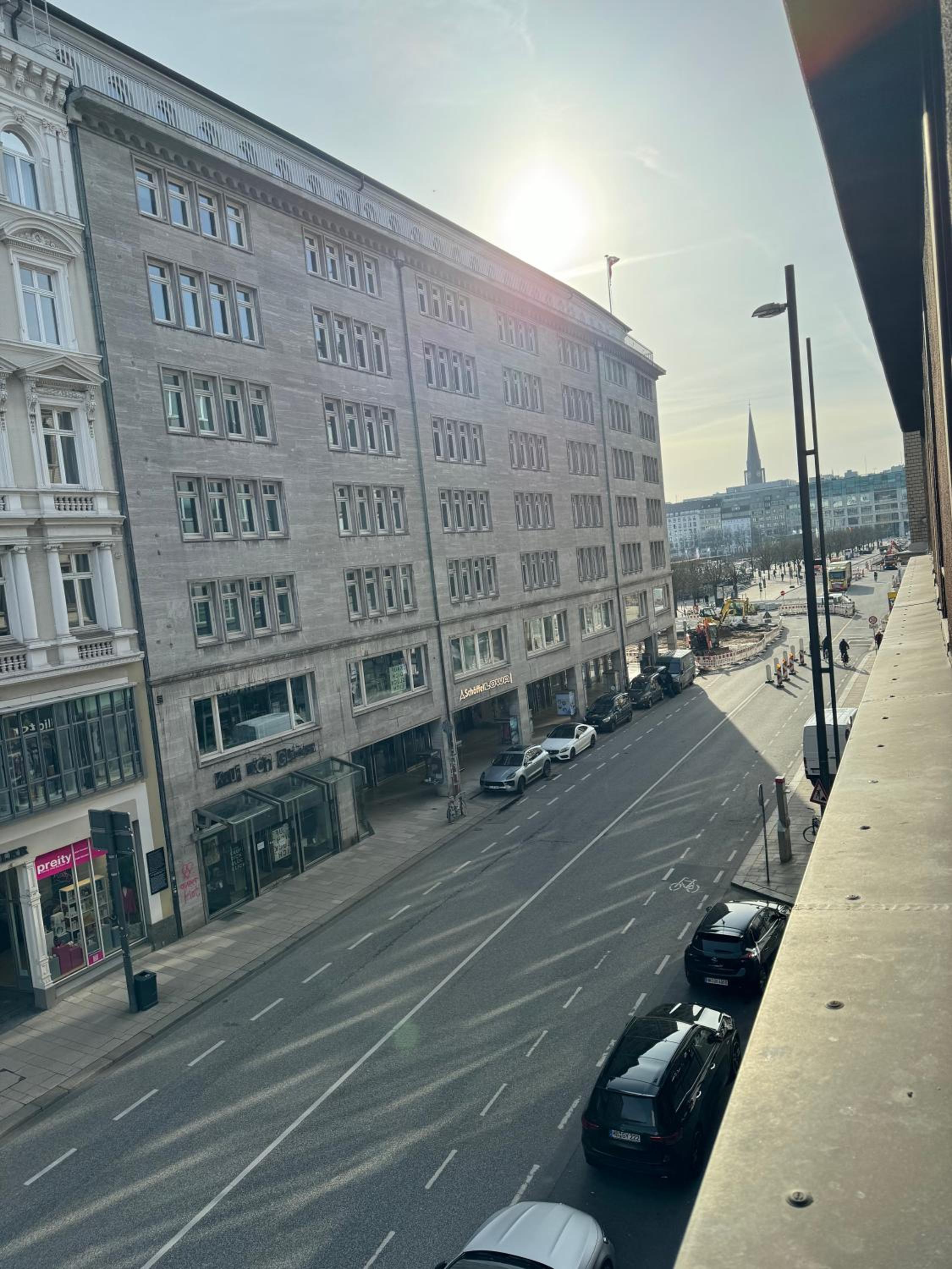 Jungfernstieg Family & Business Apartment