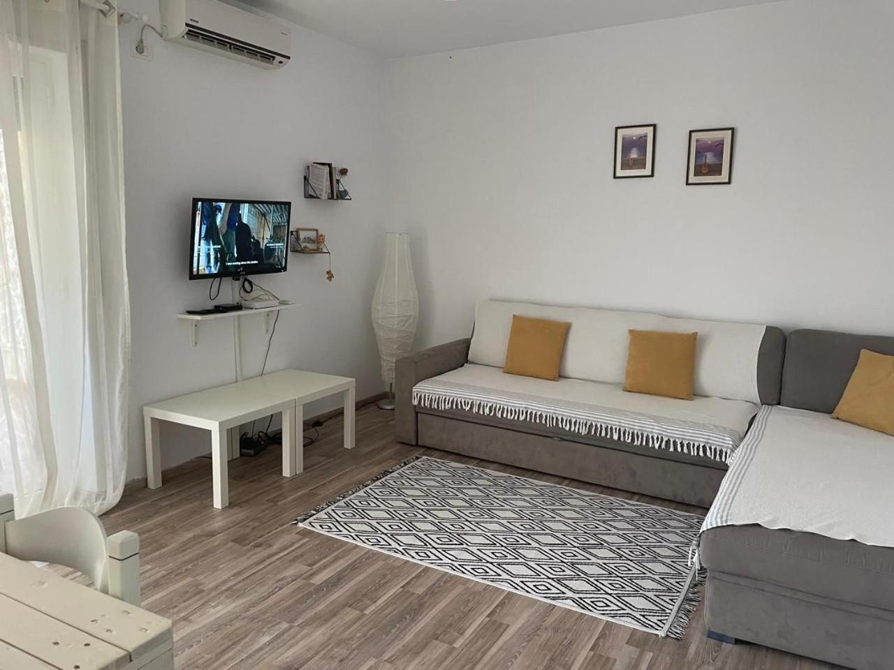 Seaside Premier Apartment