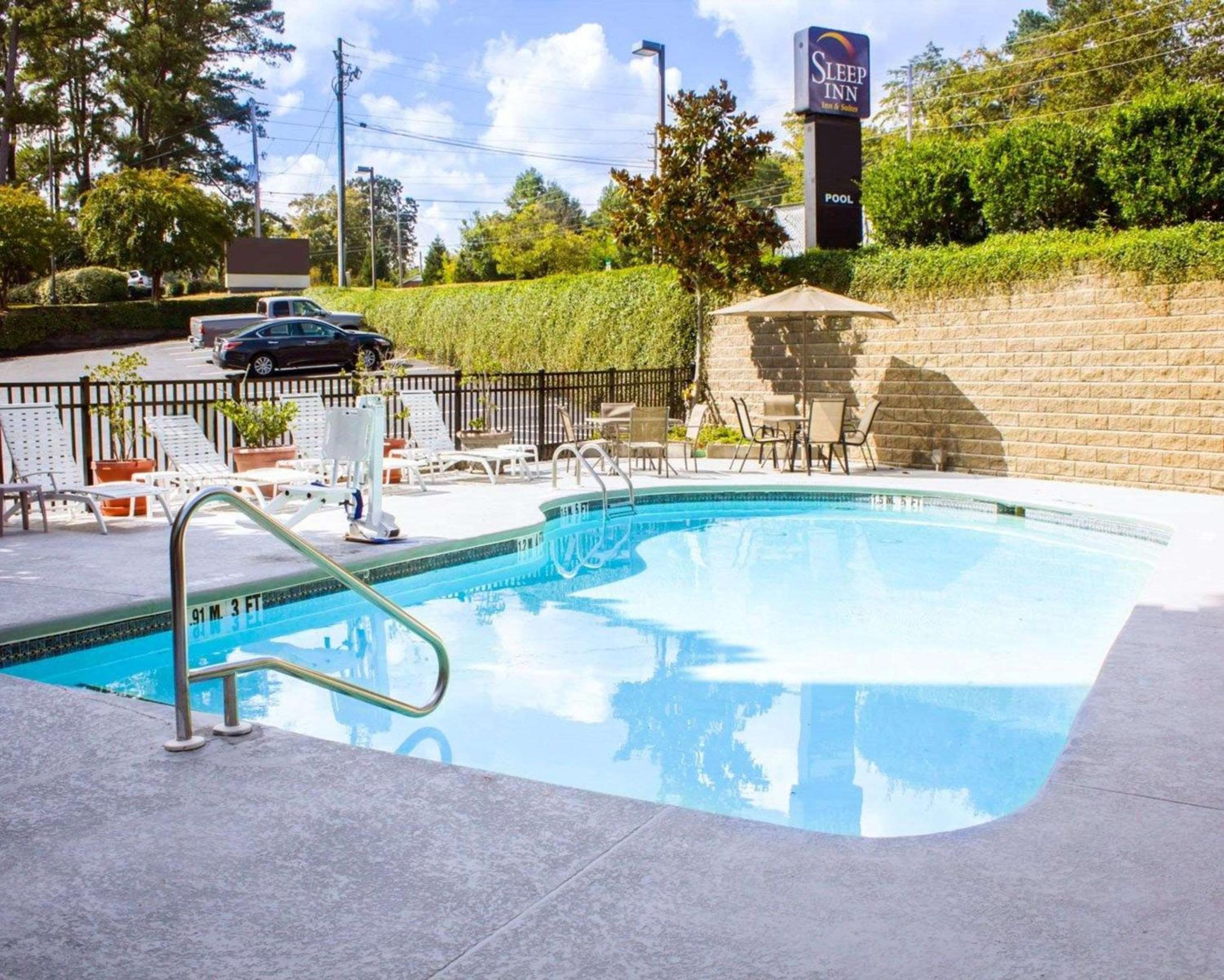Sleep Inn & Suites Near Columbus - State University Area