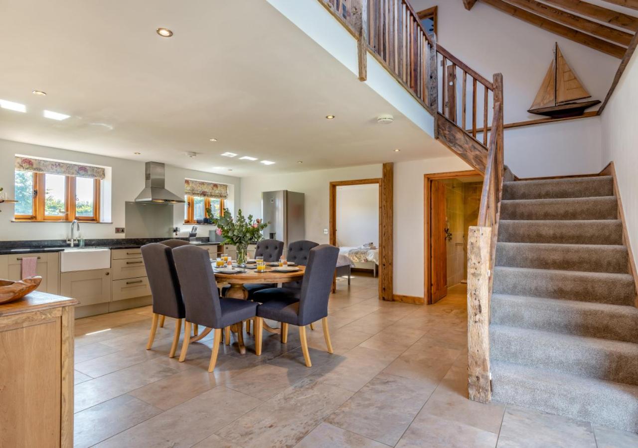 3 Bed in Lower Bodham oc-p29593