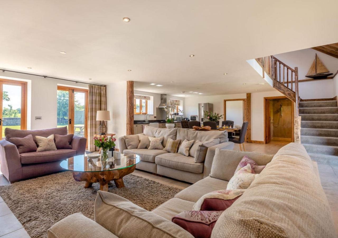3 Bed in Lower Bodham oc-p29593
