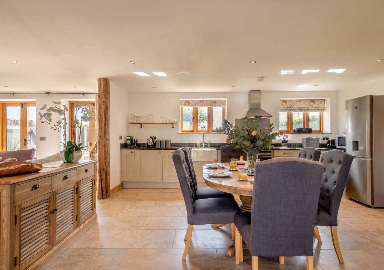 3 Bed in Lower Bodham oc-p29593