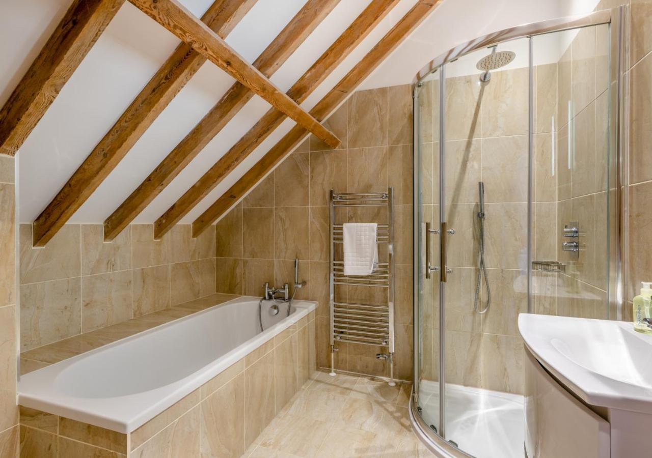 3 Bed in Lower Bodham oc-p29593
