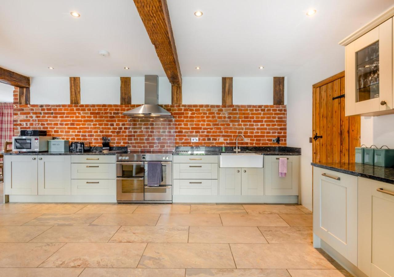 5 Bed in Lower Bodham oc-s29594 view 4