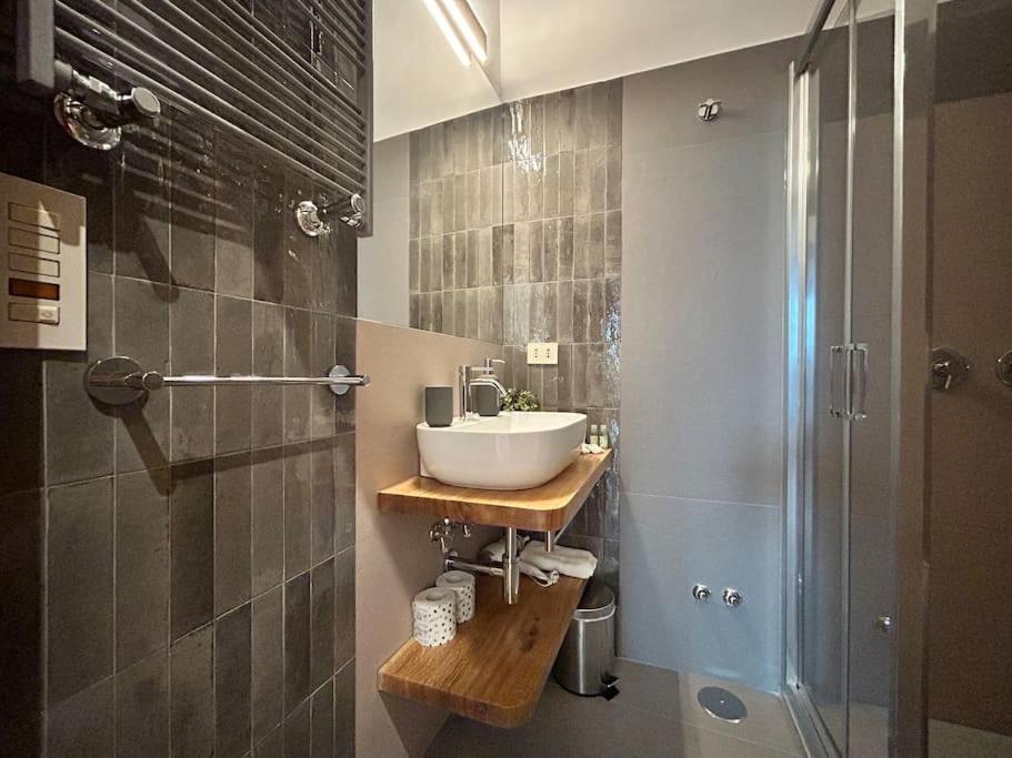 Elegant 3 bedrooms apartment Colosseum - San Giovanni