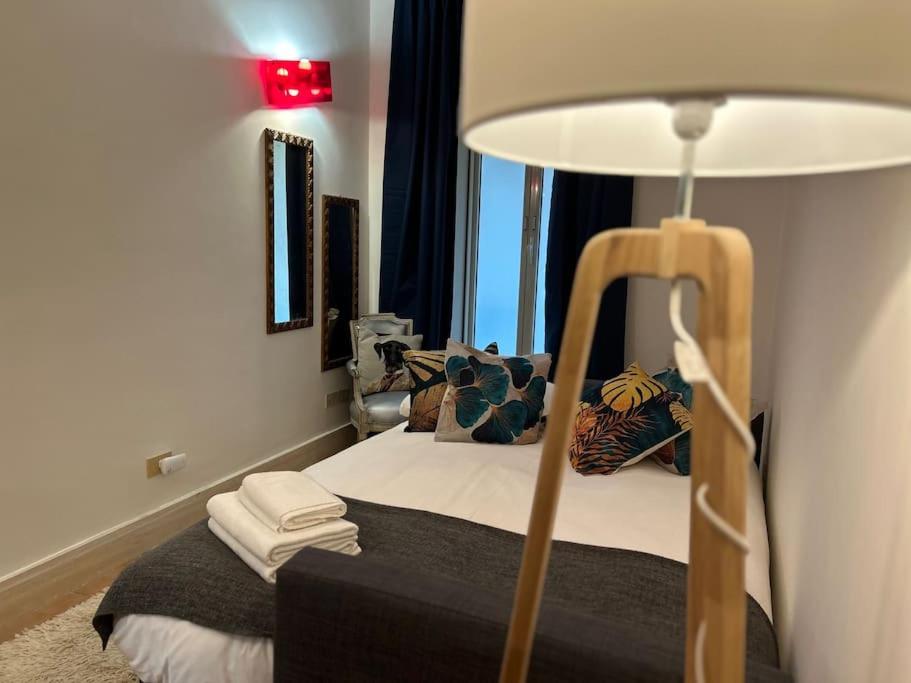 Elegant 3 bedrooms apartment Colosseum - San Giovanni