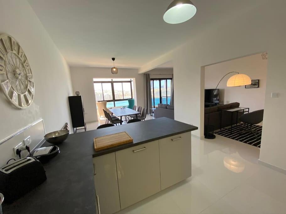 Sliema Gem with Spectacular Coastal Views view 5