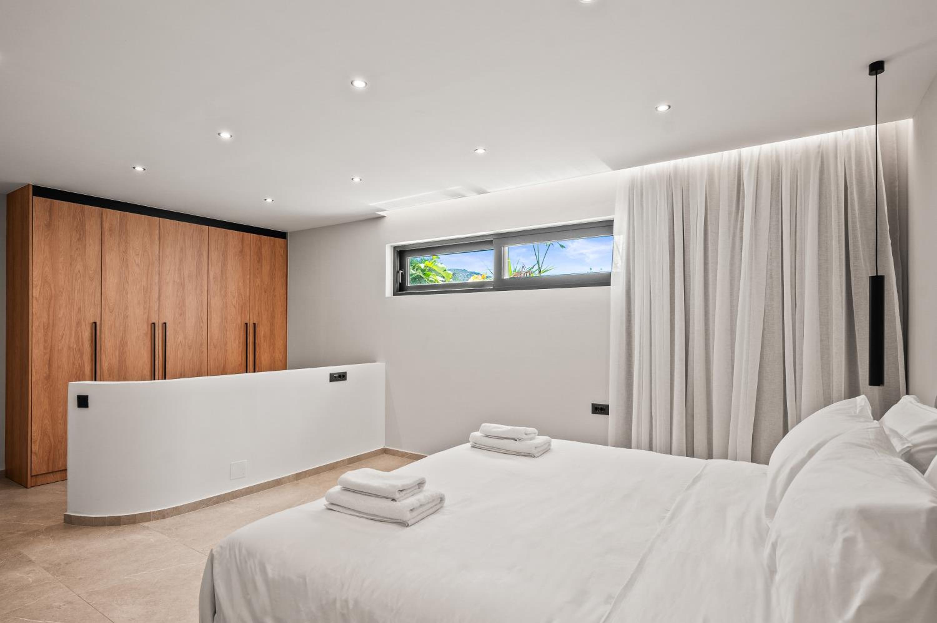 Aetheria & Aura Suites by Temma Villas