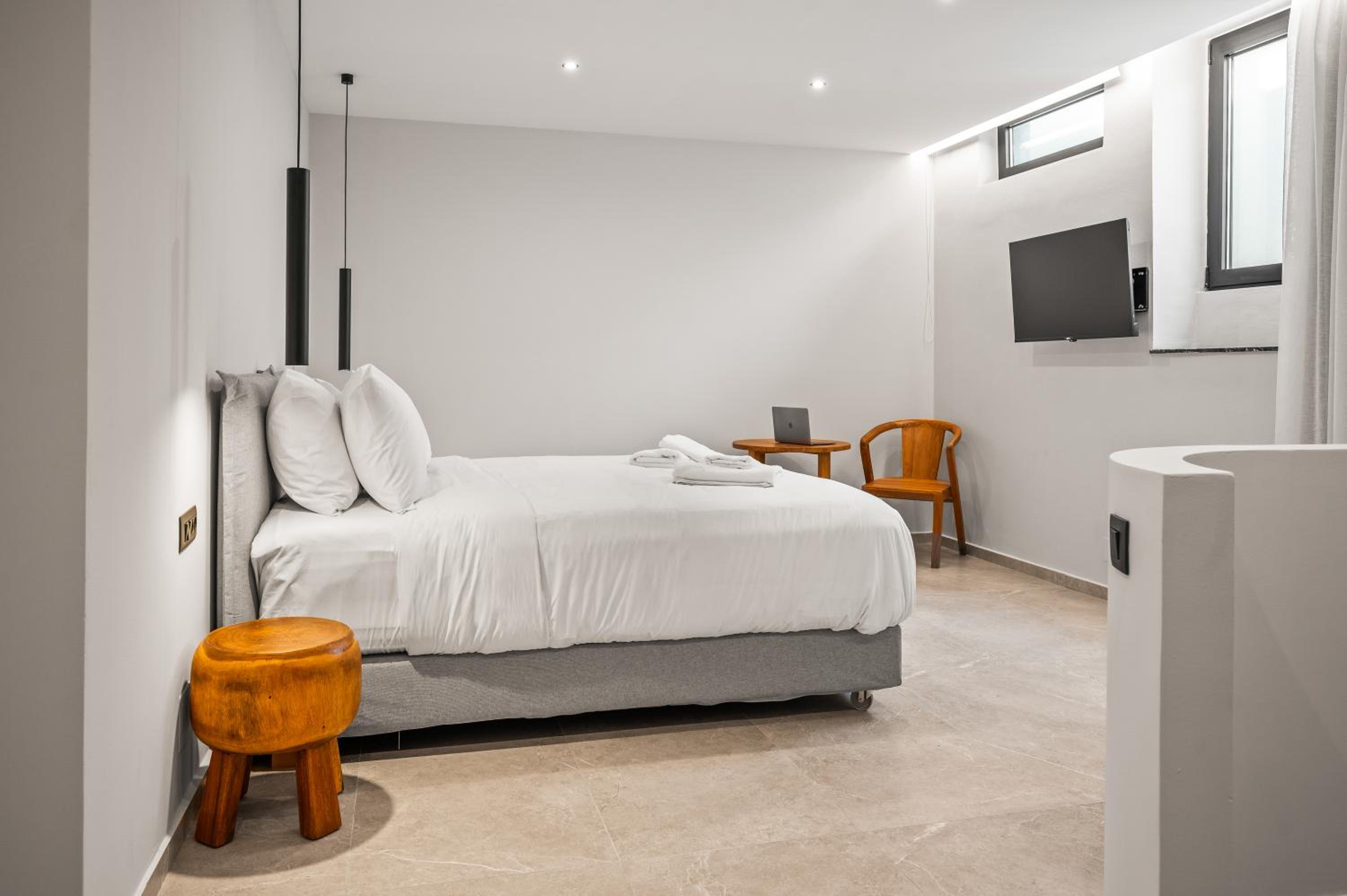 Aetheria & Aura Suites by Temma Villas