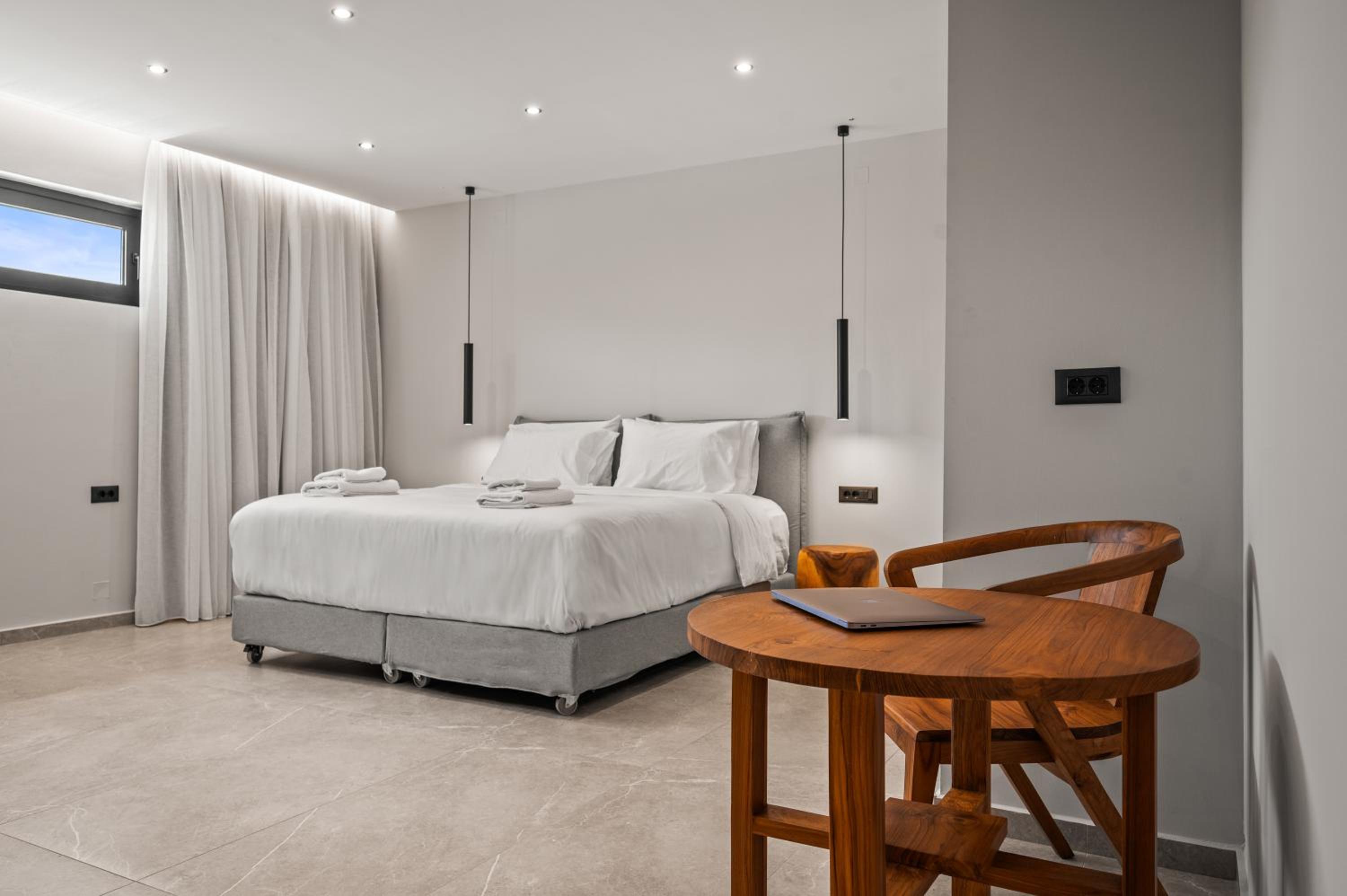 Aetheria & Aura Suites by Temma Villas