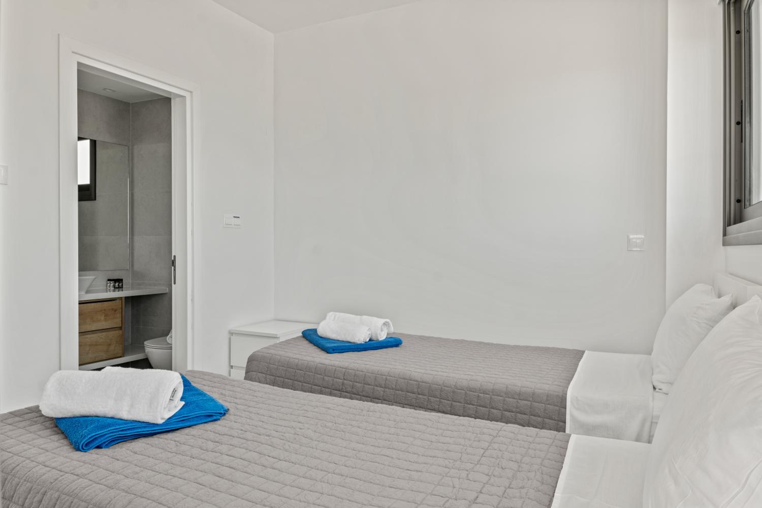 Serenity Waves Villa 16