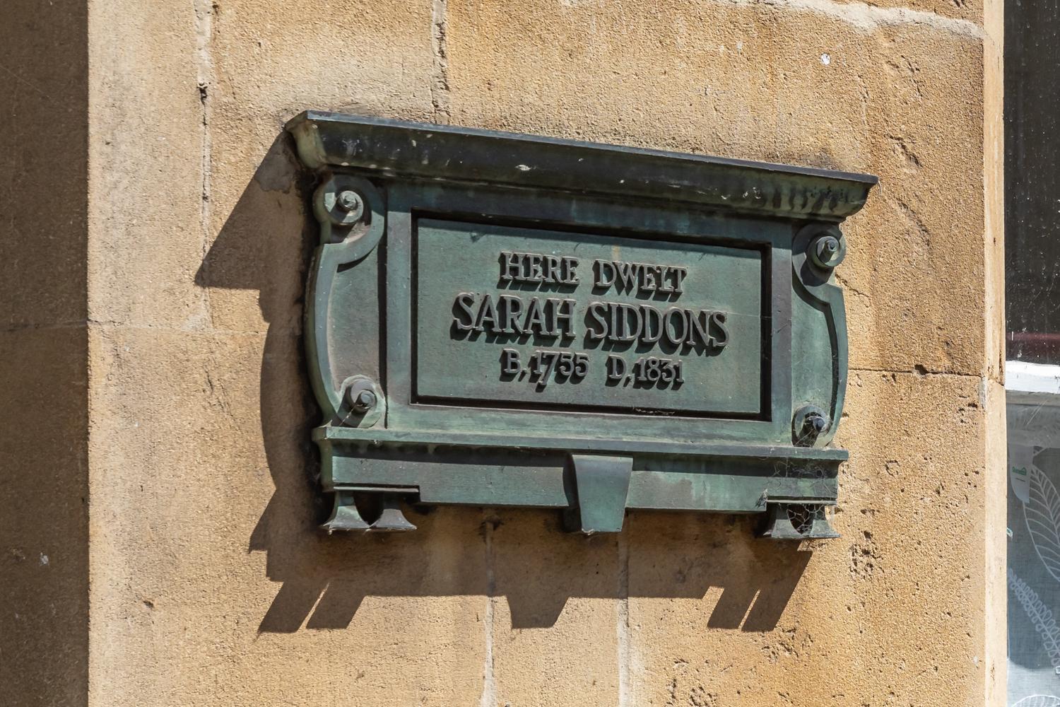 Siddons House Luxury City Centre Two-Floor Apartment view 4